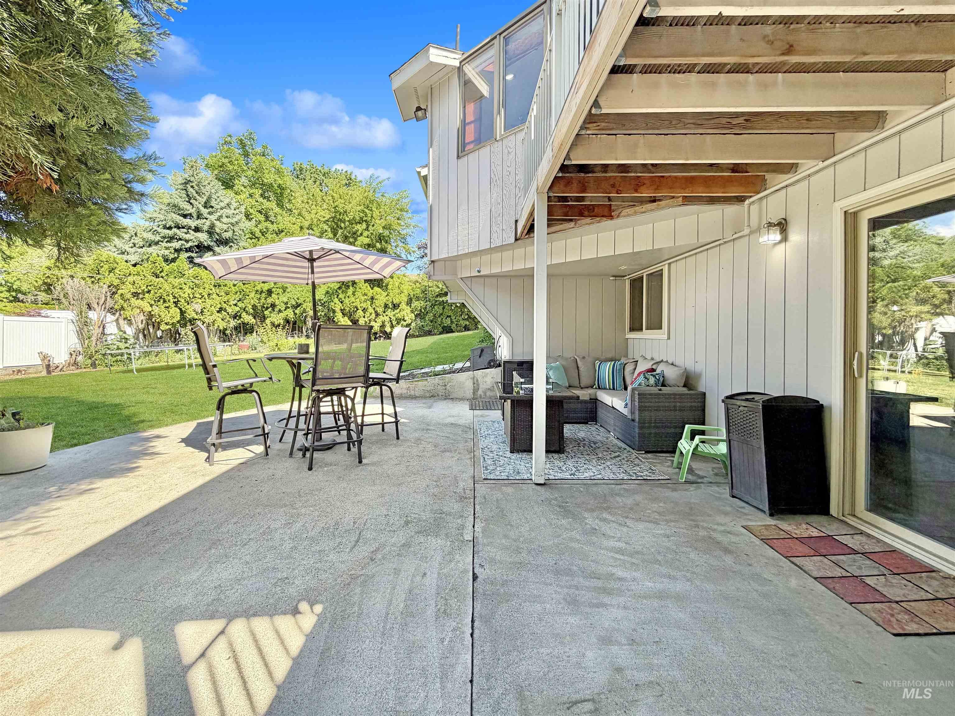 385 W Shiloh Drive, Lewiston, Idaho 83501, 5 Bedrooms, 3 Bathrooms, Residential For Sale, Price $615,000, 98986799