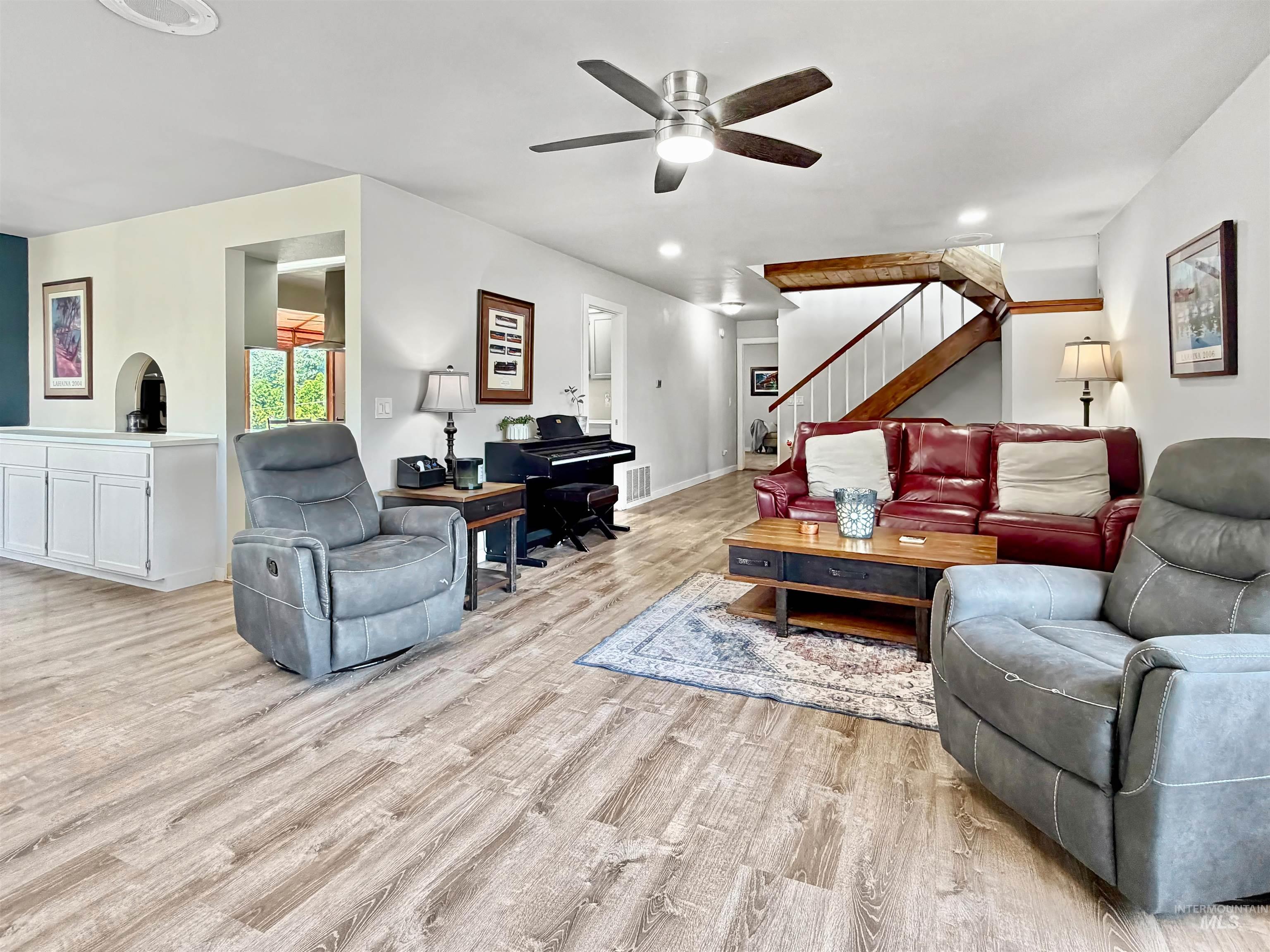 385 W Shiloh Drive, Lewiston, Idaho 83501, 5 Bedrooms, 3 Bathrooms, Residential For Sale, Price $615,000, 98986799