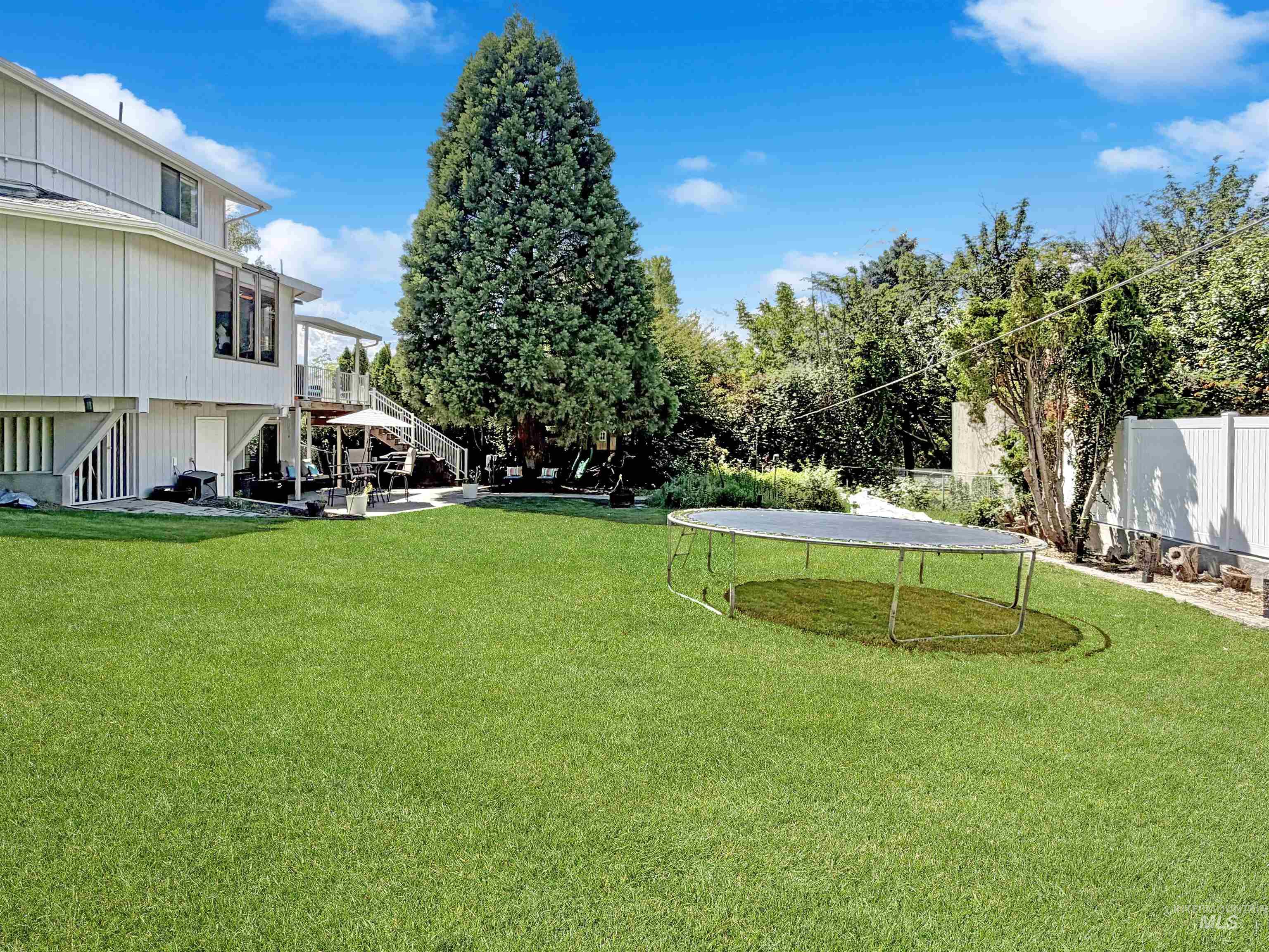 385 W Shiloh Drive, Lewiston, Idaho 83501, 5 Bedrooms, 3 Bathrooms, Residential For Sale, Price $615,000, 98986799