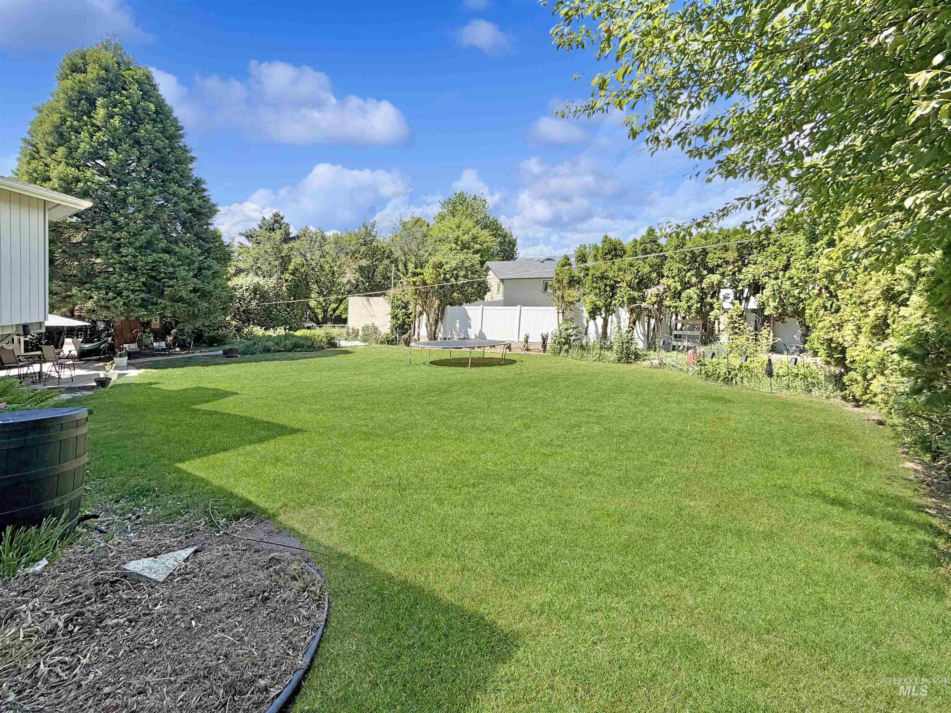 385 W Shiloh Drive, Lewiston, Idaho 83501, 5 Bedrooms, 3 Bathrooms, Residential For Sale, Price $615,000, 98986799