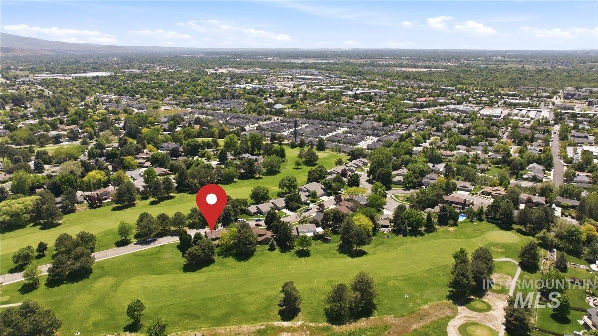 599 N Pebble Beach Way, Eagle, Idaho 83616, 4 Bedrooms, 2.5 Bathrooms, Residential For Sale, Price $739,900,MLS 98986802