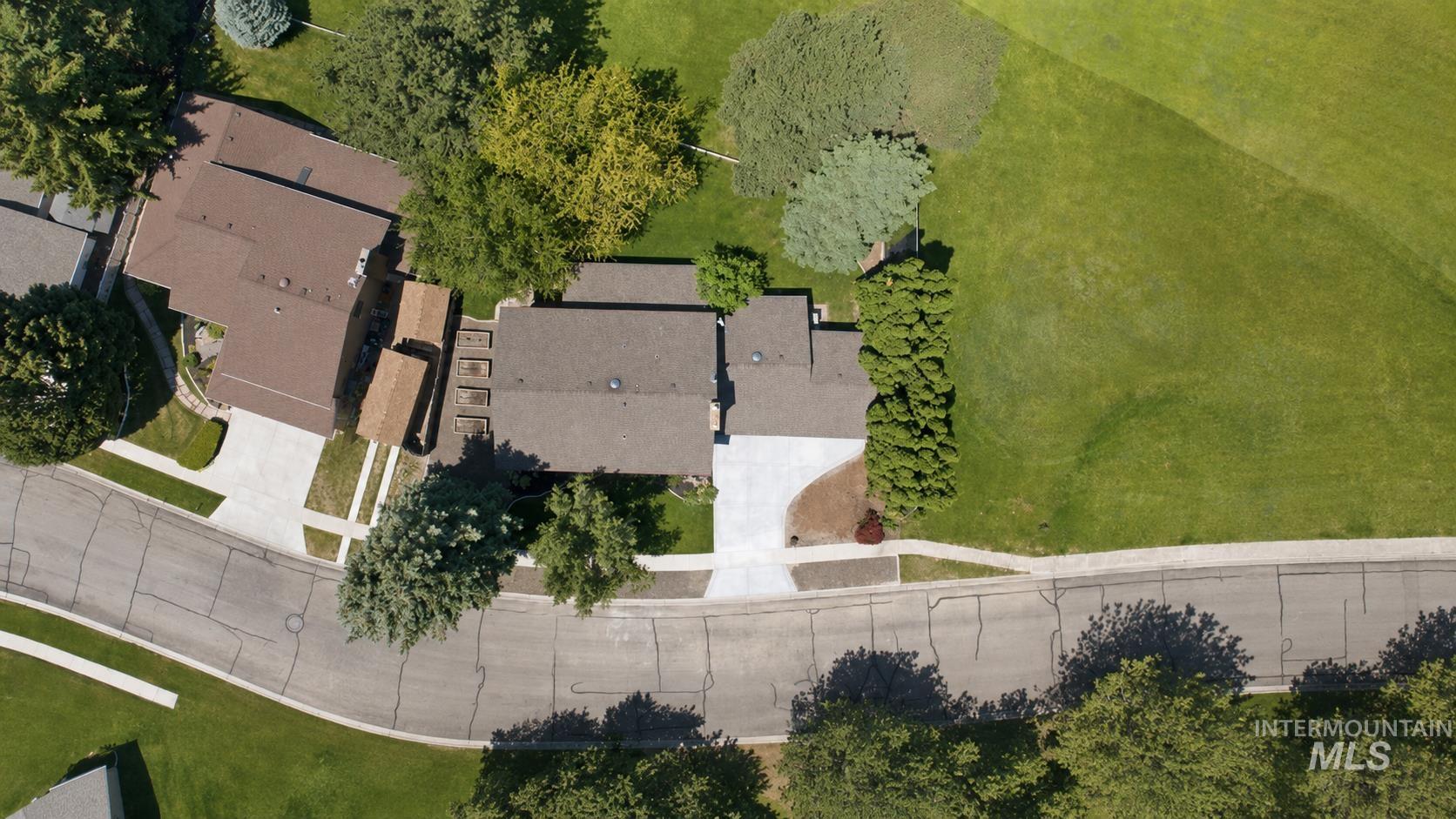 599 N Pebble Beach Way, Eagle, Idaho 83616, 4 Bedrooms, 2.5 Bathrooms, Residential For Sale, Price $739,900,MLS 98986802