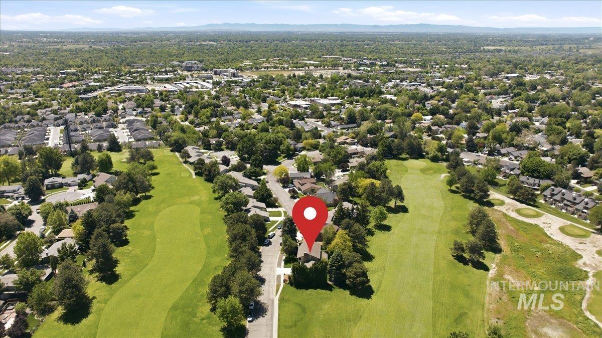 599 N Pebble Beach Way, Eagle, Idaho 83616, 4 Bedrooms, 2.5 Bathrooms, Residential For Sale, Price $739,900,MLS 98986802