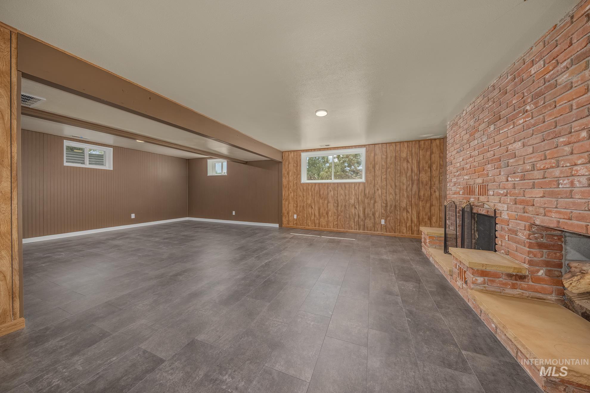 748 Pringle Road, Weiser, Idaho 83672, 3 Bedrooms, 2 Bathrooms, Residential For Sale, Price $769,000,MLS 98986803