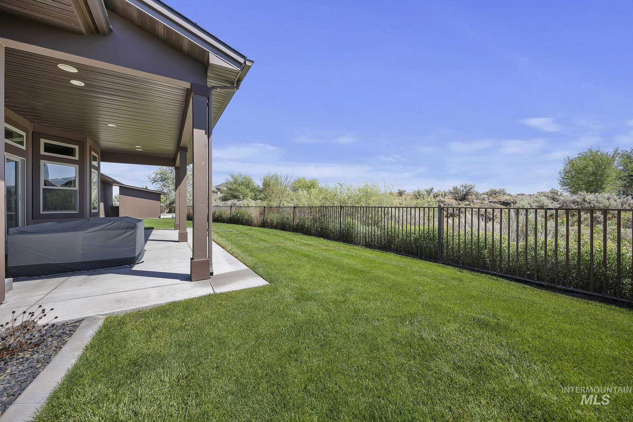 3437 Rim Rock Dr, Kimberly, Idaho 83341, 4 Bedrooms, 2.5 Bathrooms, Residential For Sale, Price $974,900,MLS 98986804