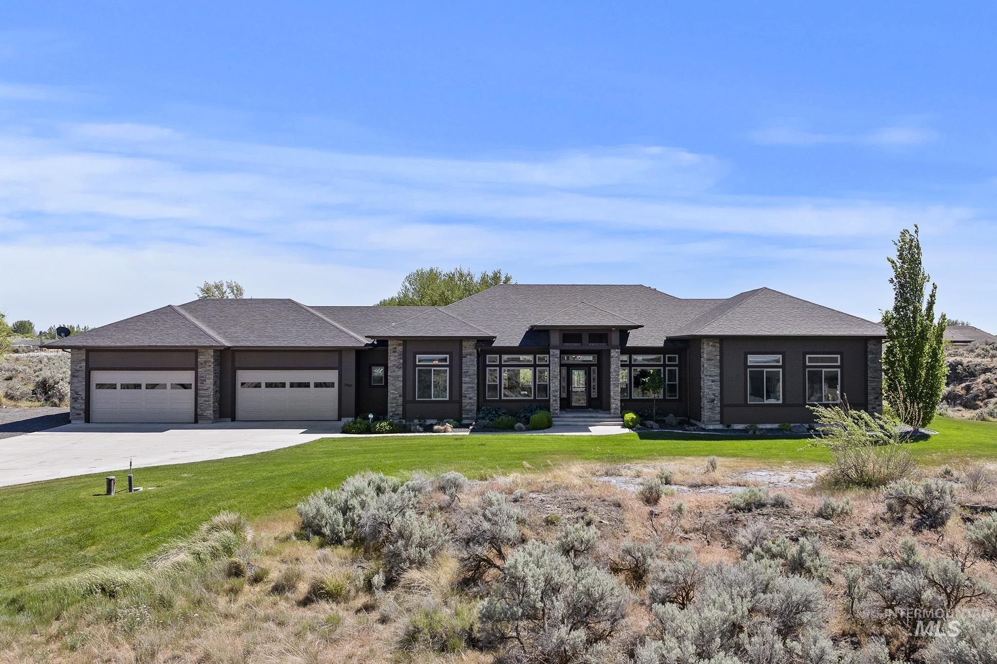 3437 Rim Rock Dr, Kimberly, Idaho 83341, 4 Bedrooms, 2.5 Bathrooms, Residential For Sale, Price $974,900,MLS 98986804