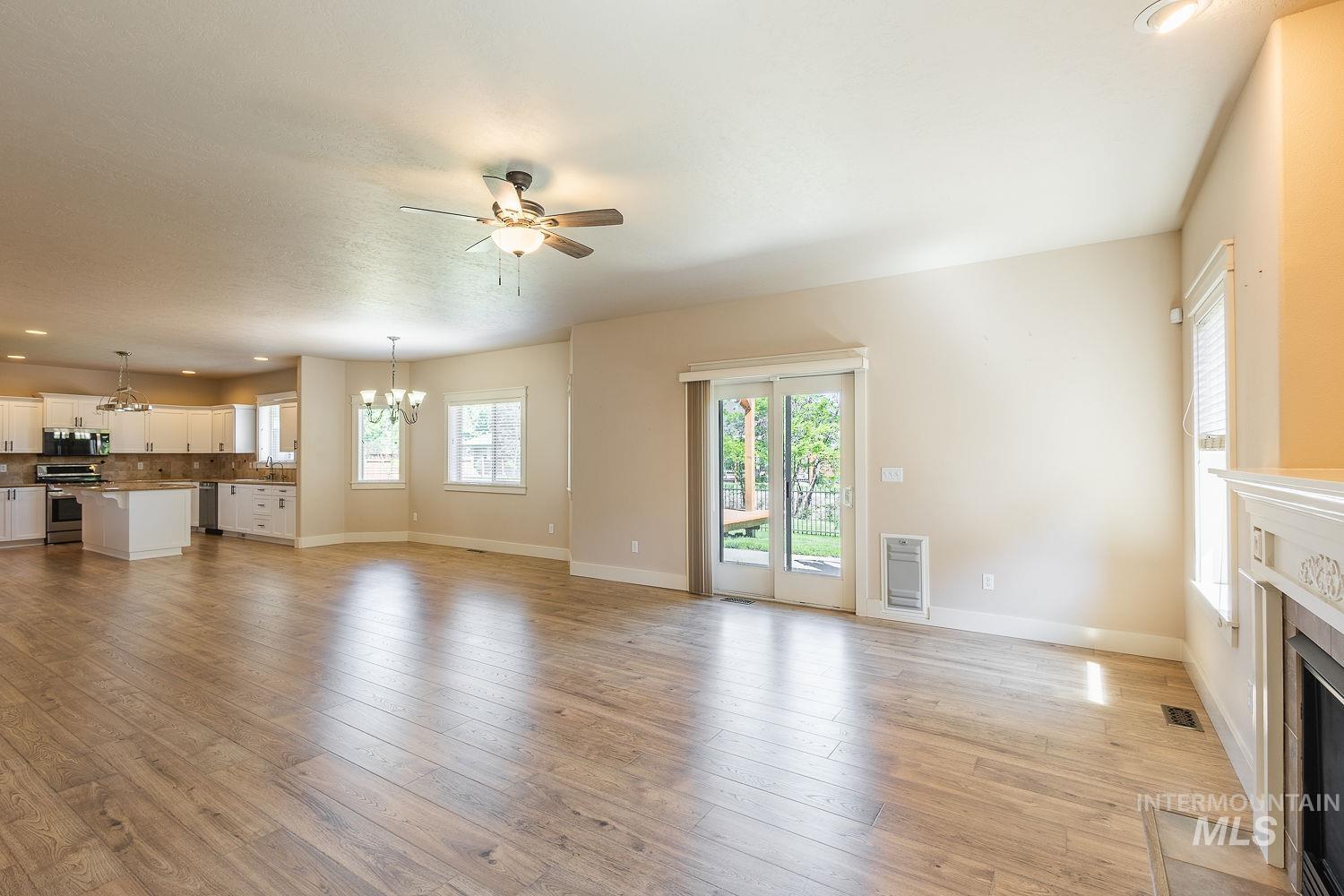 10170 W Broadford Drive, Star, Idaho 83669, 3 Bedrooms, 2 Bathrooms, Residential For Sale, Price $599,990, 98986805