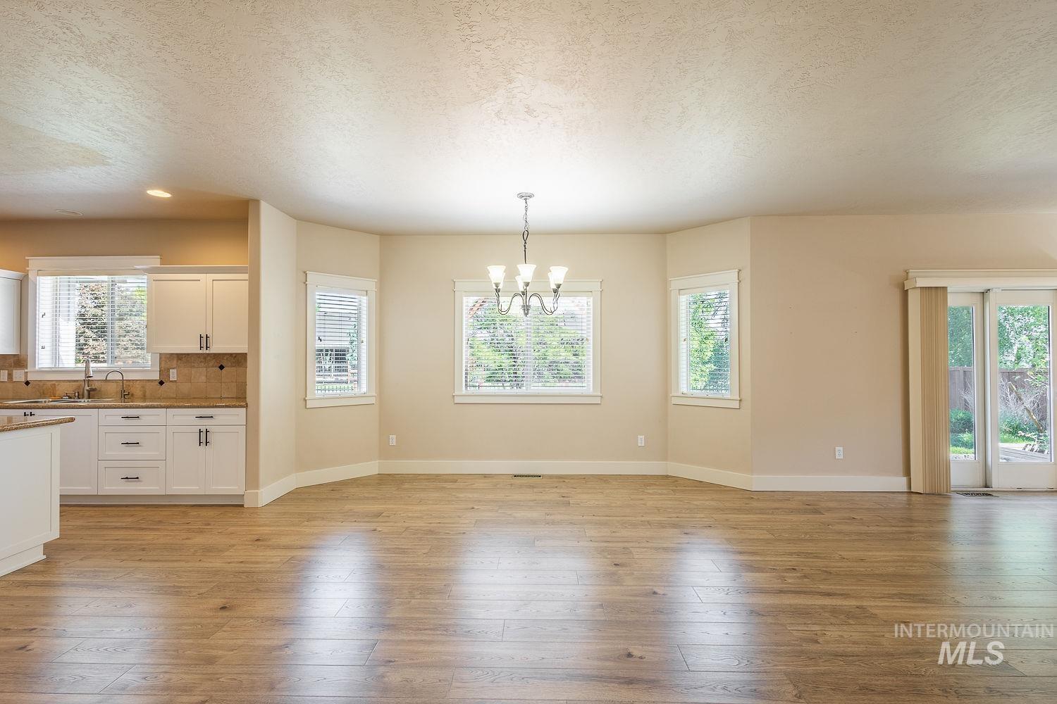 10170 W Broadford Drive, Star, Idaho 83669, 3 Bedrooms, 2 Bathrooms, Residential For Sale, Price $599,990, 98986805