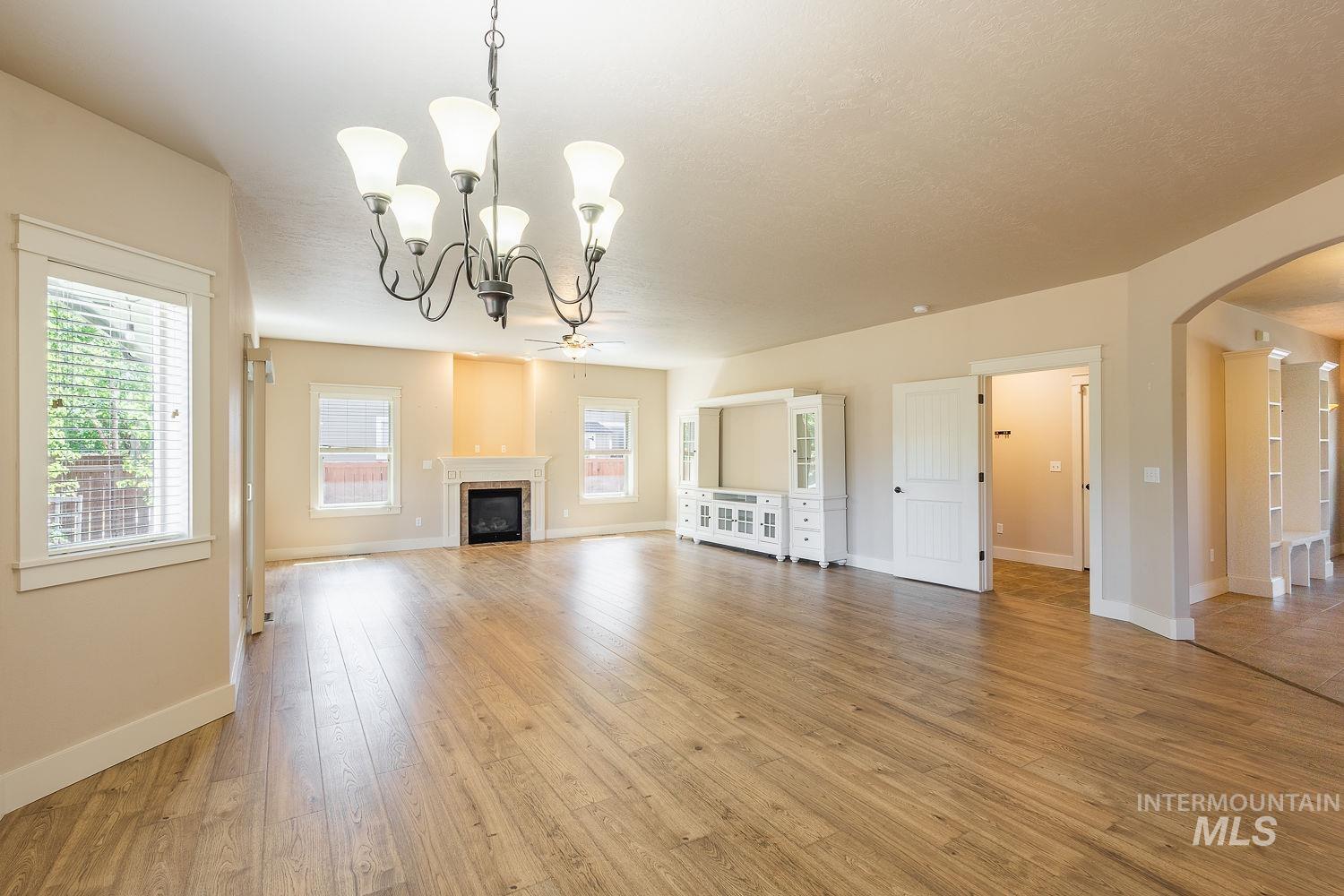 10170 W Broadford Drive, Star, Idaho 83669, 3 Bedrooms, 2 Bathrooms, Residential For Sale, Price $599,990, 98986805