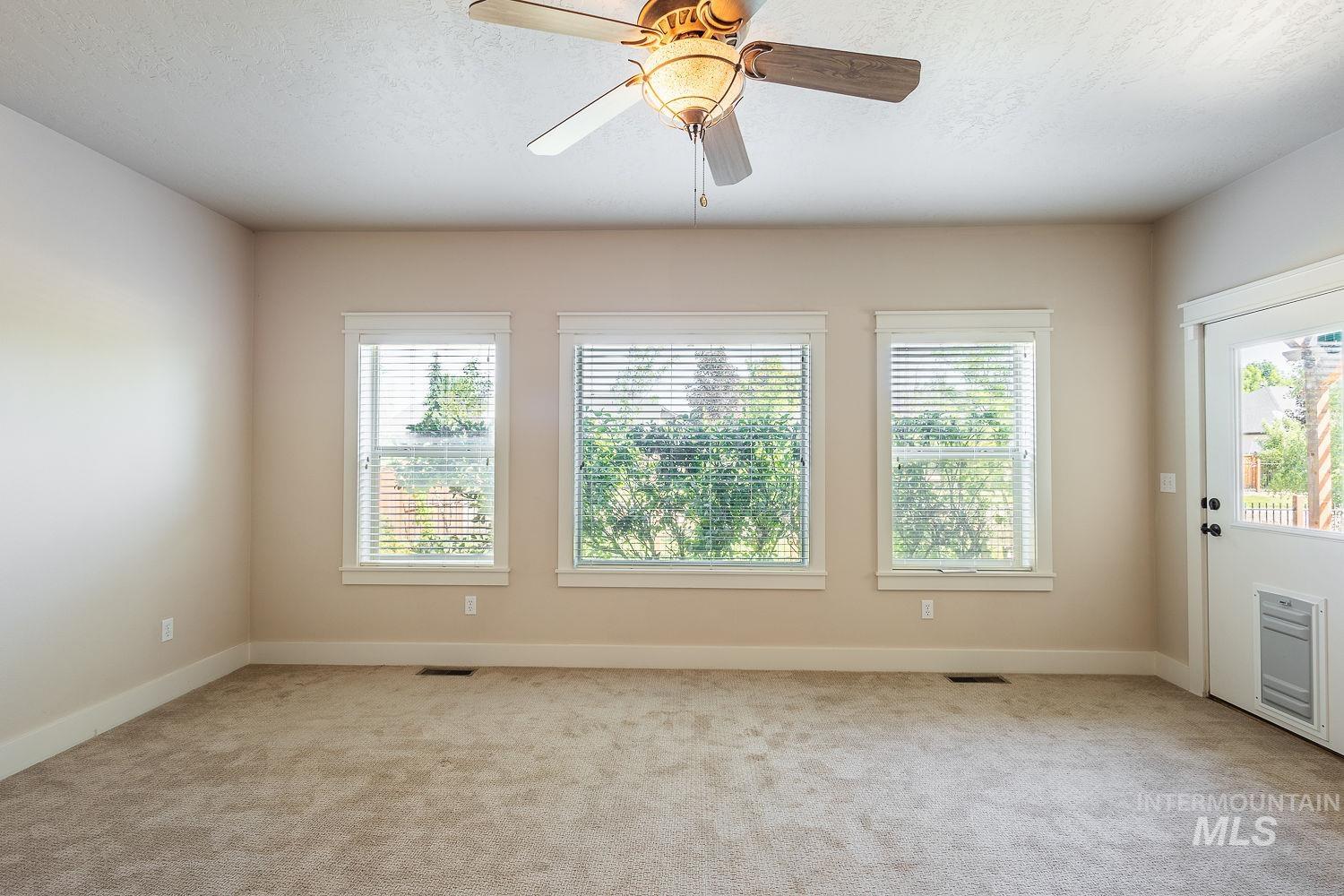 10170 W Broadford Drive, Star, Idaho 83669, 3 Bedrooms, 2 Bathrooms, Residential For Sale, Price $559,990, 98986805