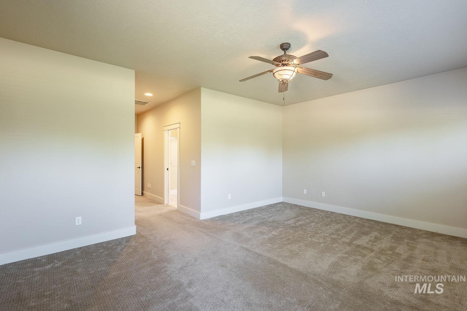 10170 W Broadford Drive, Star, Idaho 83669, 3 Bedrooms, 2 Bathrooms, Residential For Sale, Price $559,990, 98986805