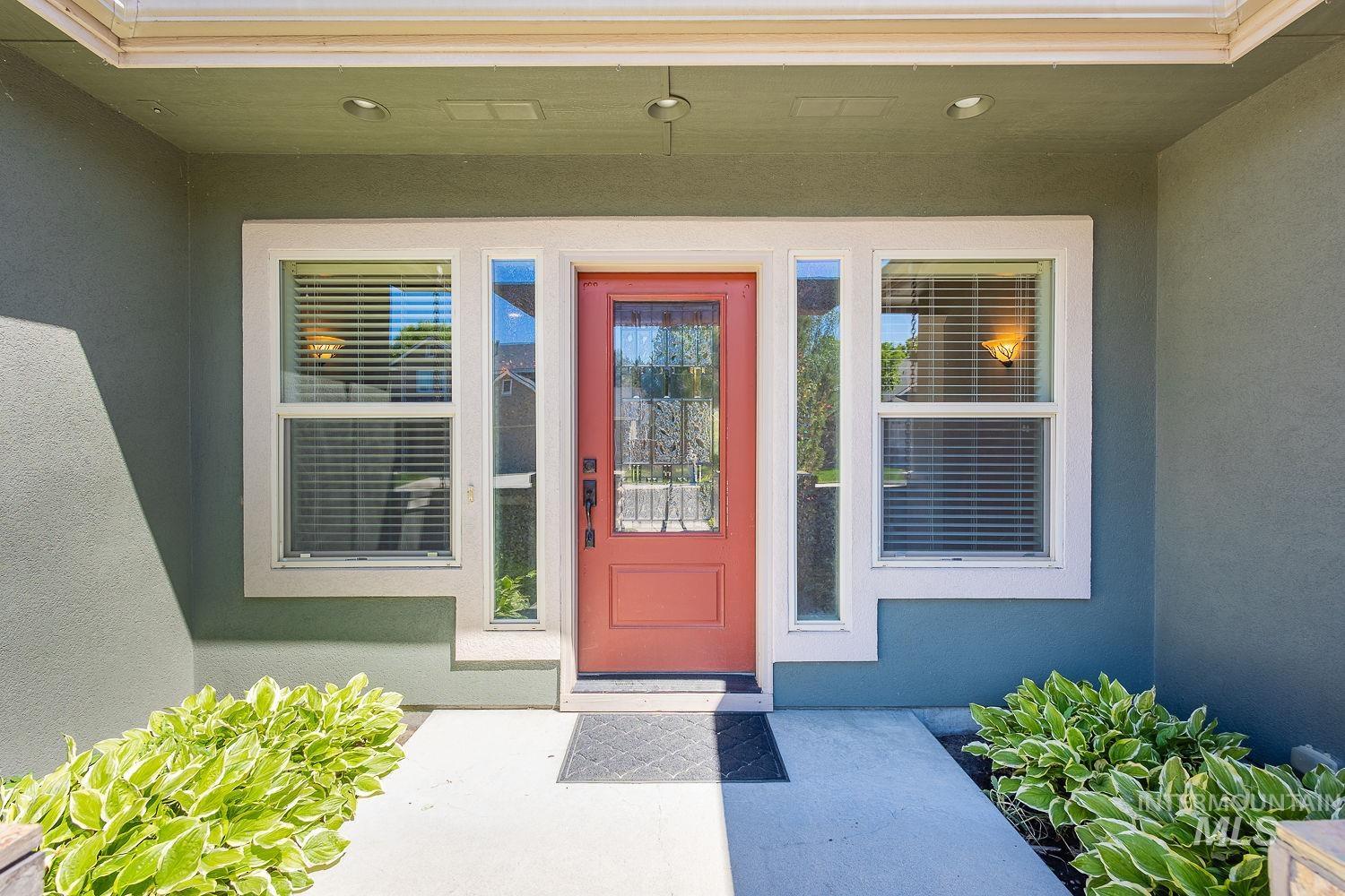 10170 W Broadford Drive, Star, Idaho 83669, 3 Bedrooms, 2 Bathrooms, Residential For Sale, Price $599,990, 98986805