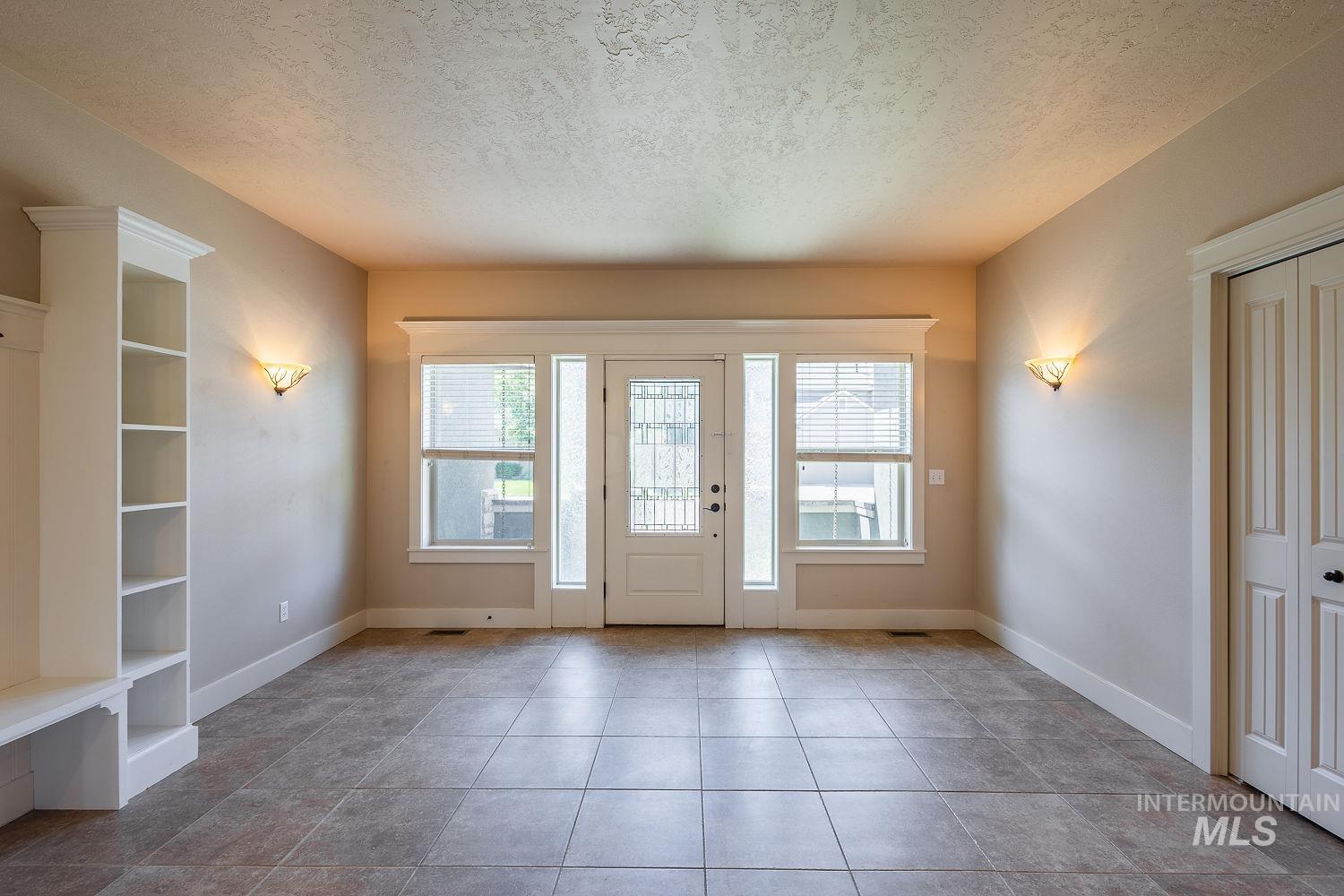 10170 W Broadford Drive, Star, Idaho 83669, 3 Bedrooms, 2 Bathrooms, Residential For Sale, Price $599,990, 98986805