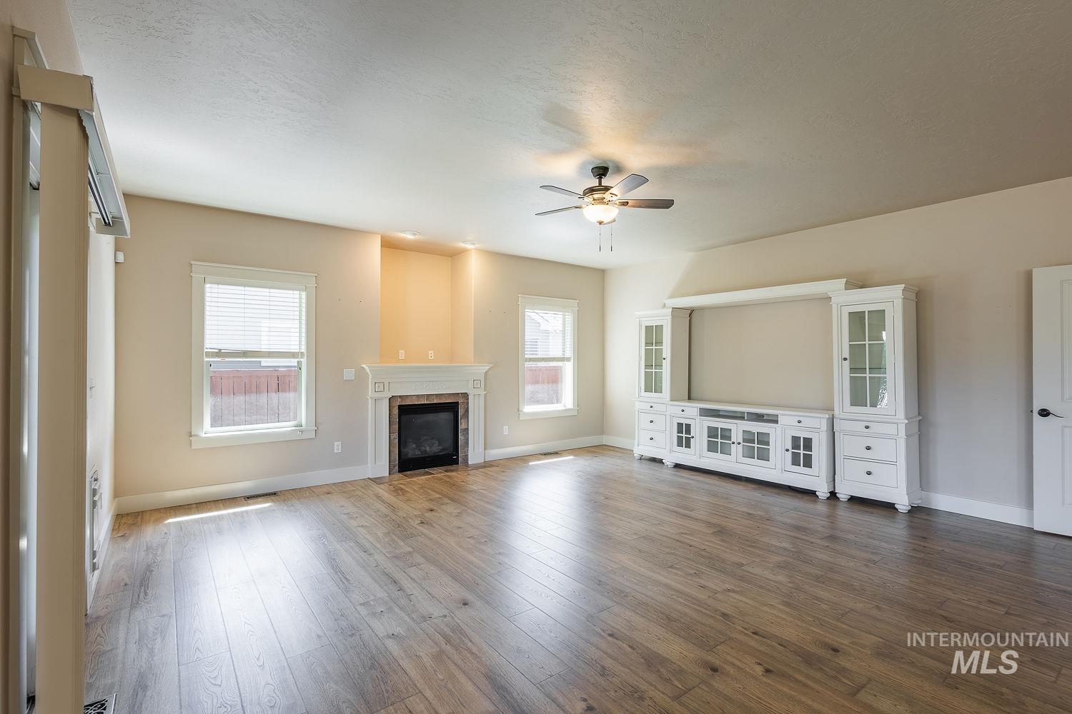 10170 W Broadford Drive, Star, Idaho 83669, 3 Bedrooms, 2 Bathrooms, Residential For Sale, Price $599,990, 98986805
