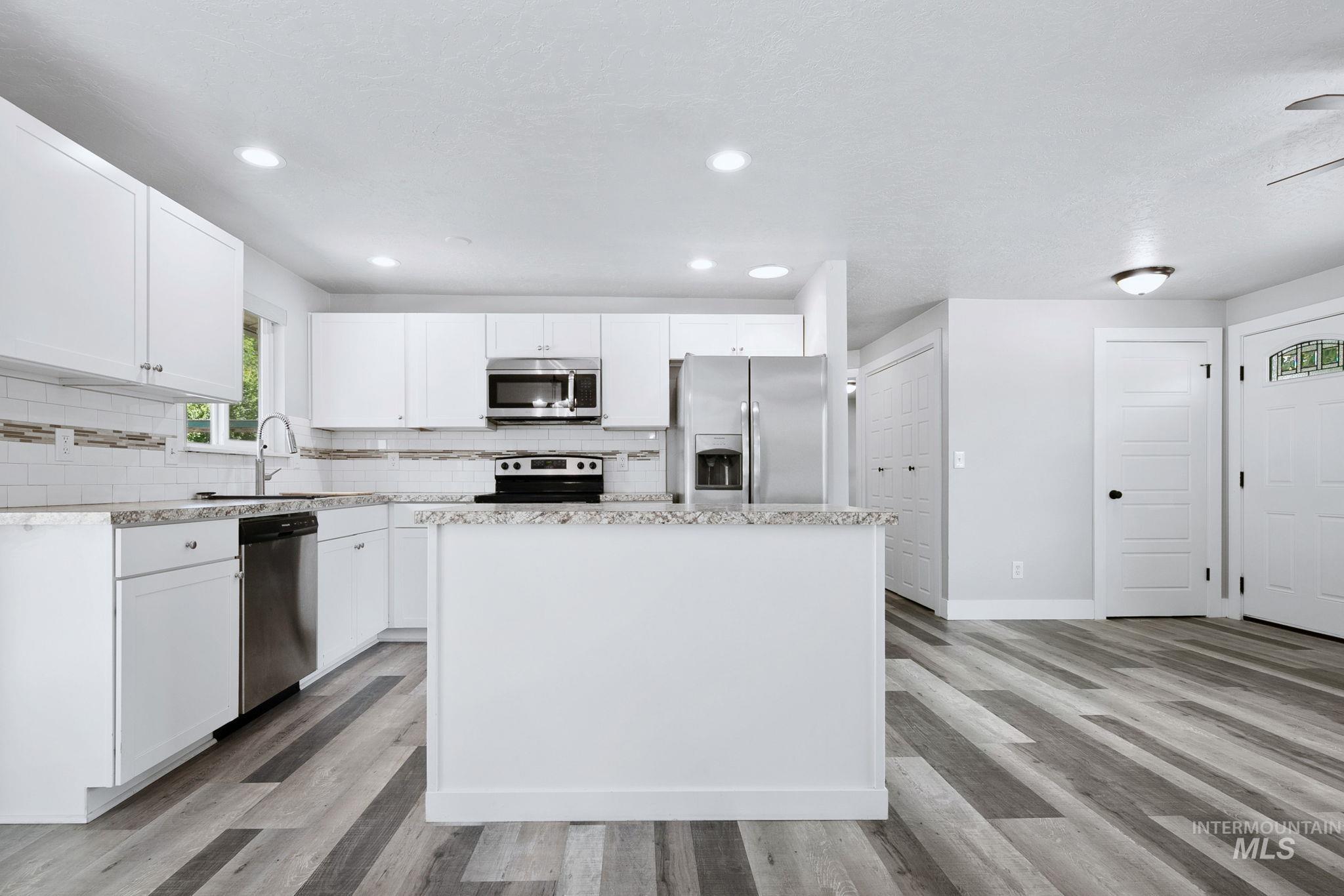 9538 W Albany Drive, Boise, Idaho 83704, 2 Bedrooms, 1 Bathroom, Residential For Sale, Price $359,900,MLS 98986810