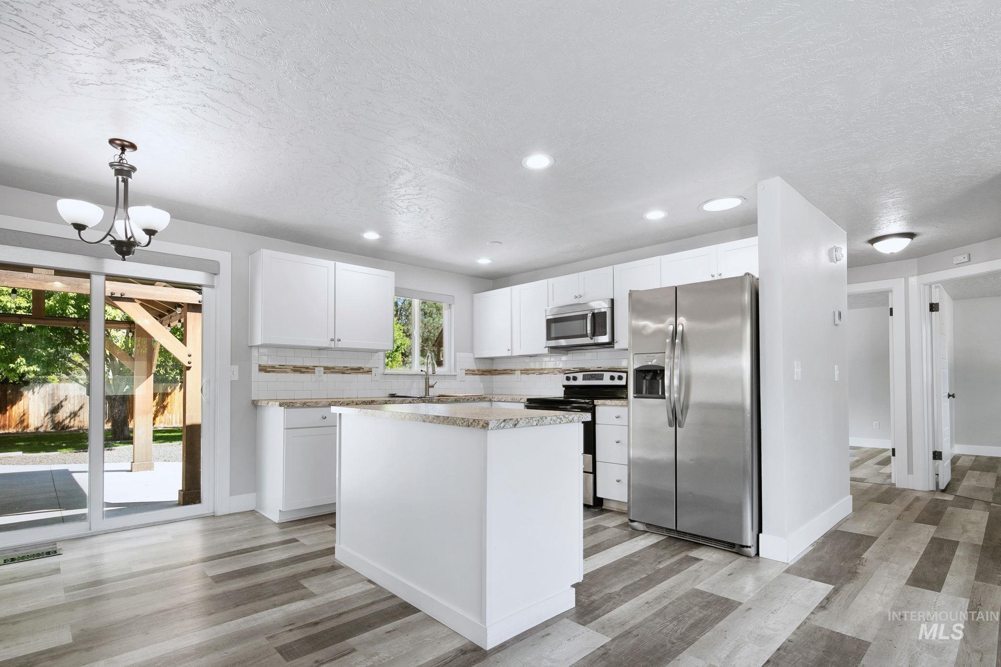 9538 W Albany Drive, Boise, Idaho 83704, 2 Bedrooms, 1 Bathroom, Residential For Sale, Price $359,900,MLS 98986810