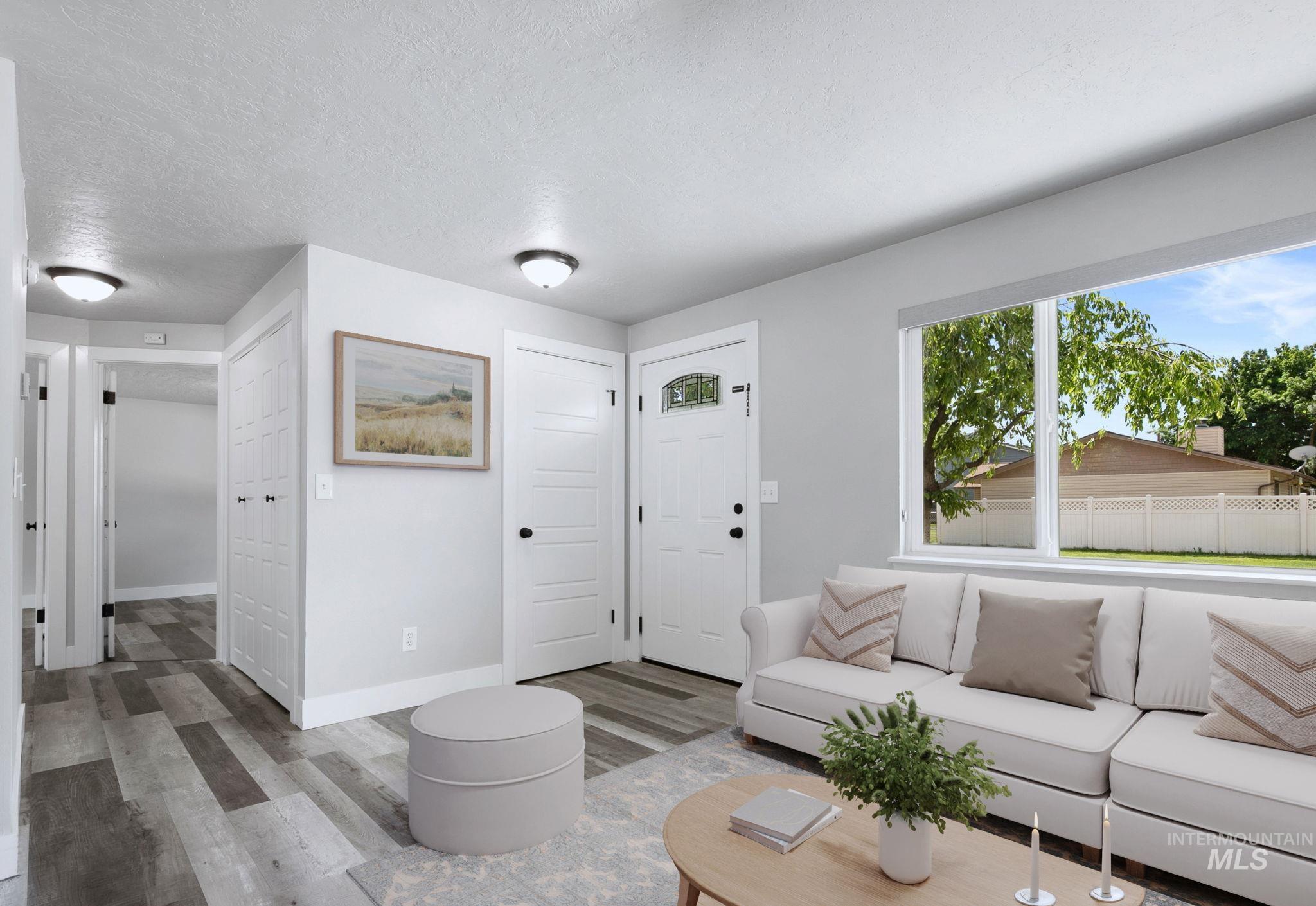 9538 W Albany Drive, Boise, Idaho 83704, 2 Bedrooms, 1 Bathroom, Residential For Sale, Price $359,900,MLS 98986810