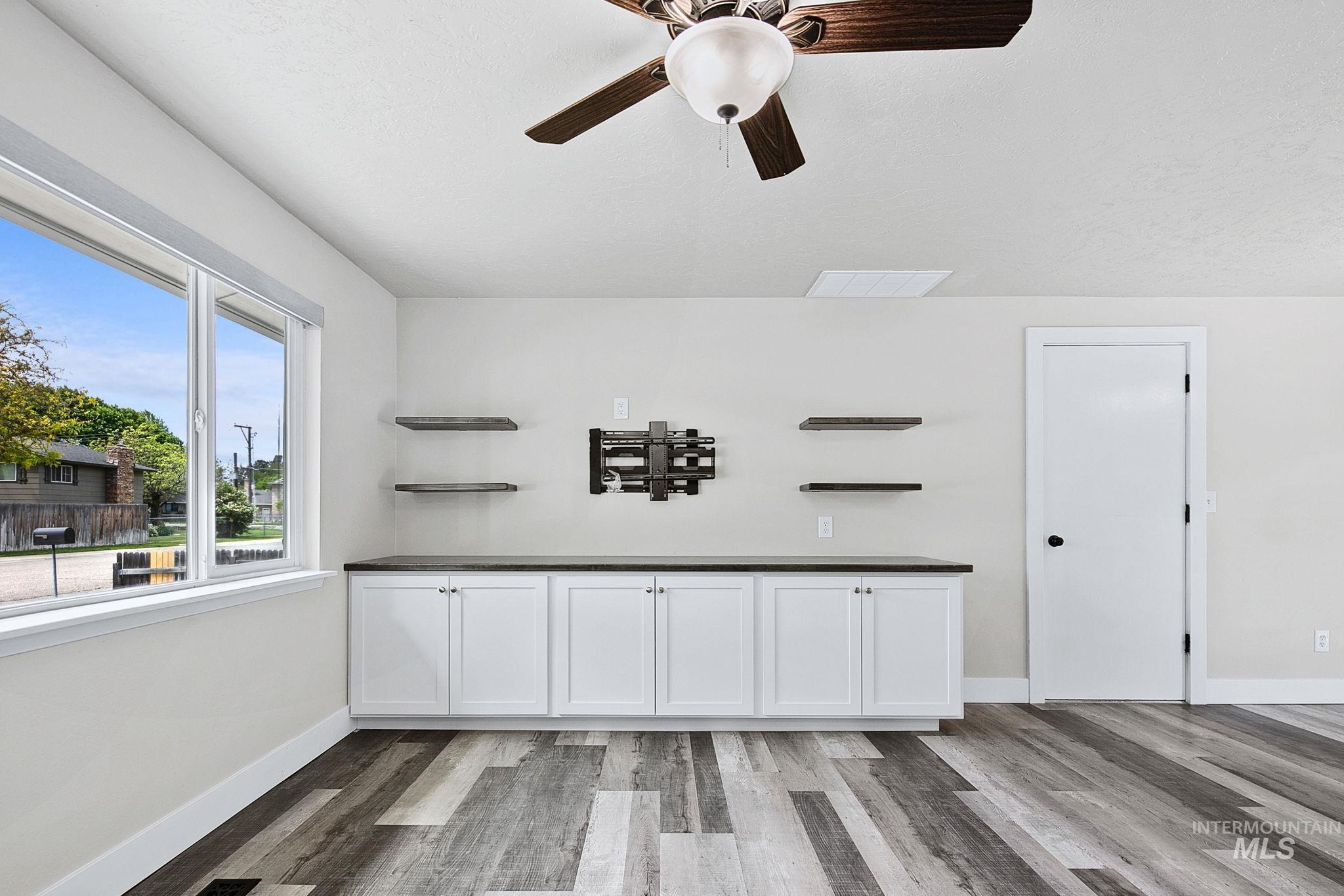 9538 W Albany Drive, Boise, Idaho 83704, 2 Bedrooms, 1 Bathroom, Residential For Sale, Price $359,900,MLS 98986810