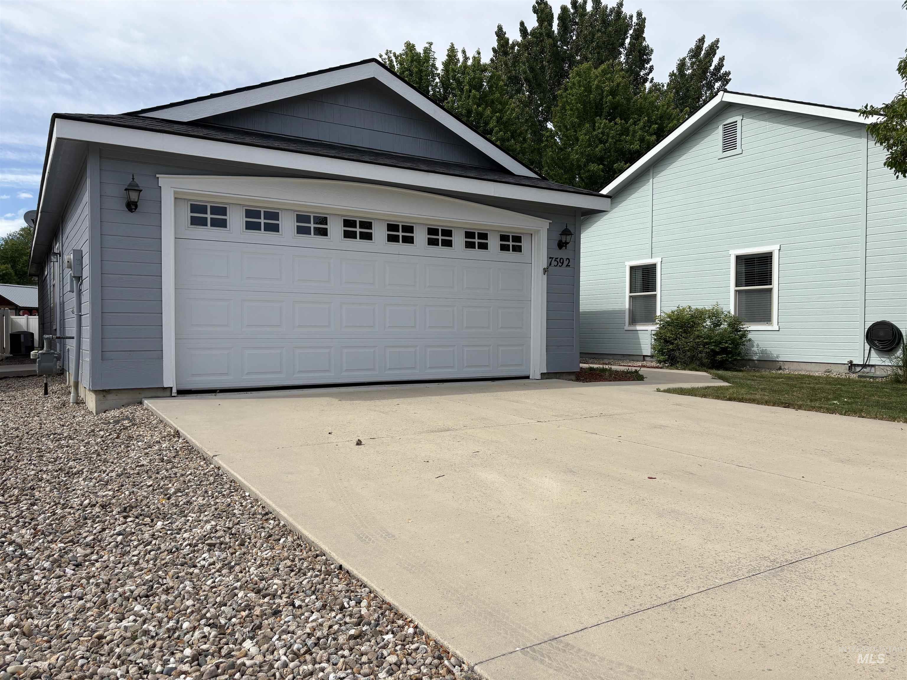 7592 W Baron, Boise, Idaho 83714, 3 Bedrooms, 2 Bathrooms, Residential For Sale, Price $485,000,MLS 98986811