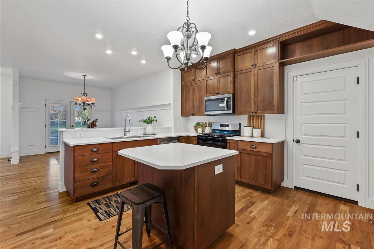 863 W Colbert St, Meridian, Idaho 83646, 3 Bedrooms, 2.5 Bathrooms, Residential For Sale, Price $624,900,MLS 98986812