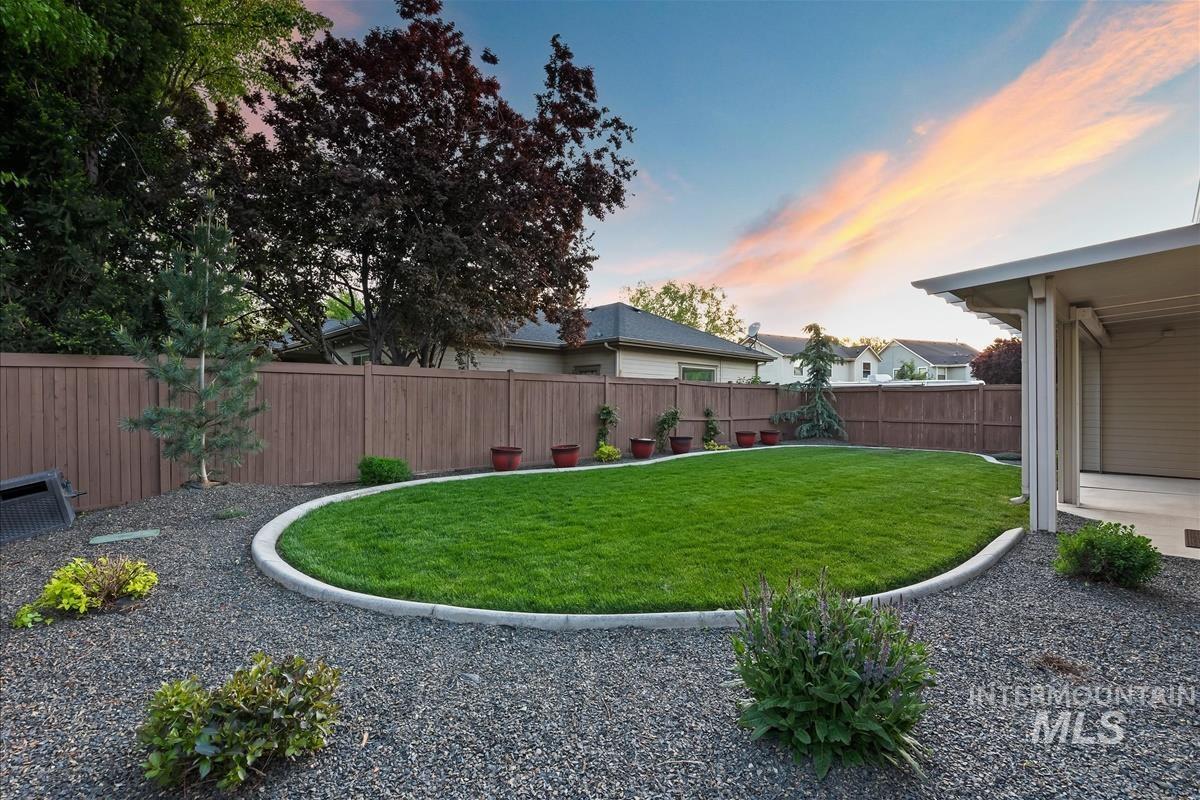 863 W Colbert St, Meridian, Idaho 83646, 3 Bedrooms, 2.5 Bathrooms, Residential For Sale, Price $624,900,MLS 98986812