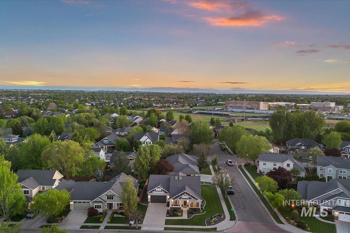 863 W Colbert St, Meridian, Idaho 83646, 3 Bedrooms, 2.5 Bathrooms, Residential For Sale, Price $624,900,MLS 98986812
