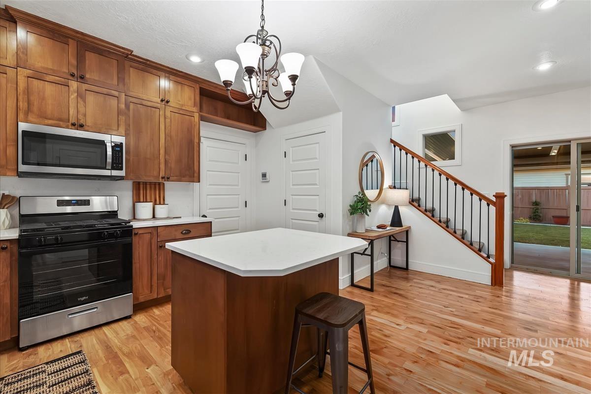 863 W Colbert St, Meridian, Idaho 83646, 3 Bedrooms, 2.5 Bathrooms, Residential For Sale, Price $624,900,MLS 98986812