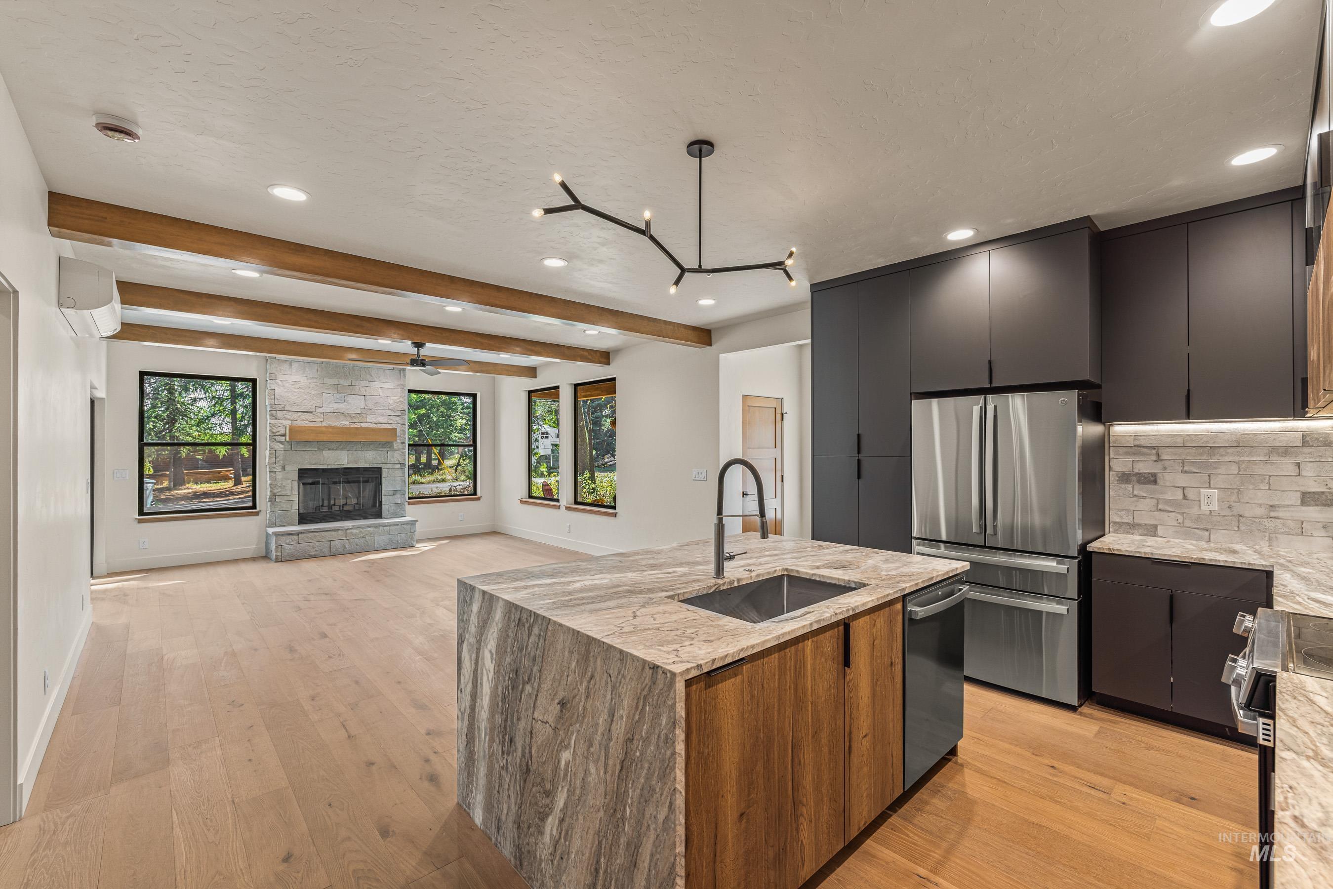 12850 Aurora Drive, Donnelly, Idaho 83615, 3 Bedrooms, 2.5 Bathrooms, Residential For Sale, Price $989,000,MLS 98986814