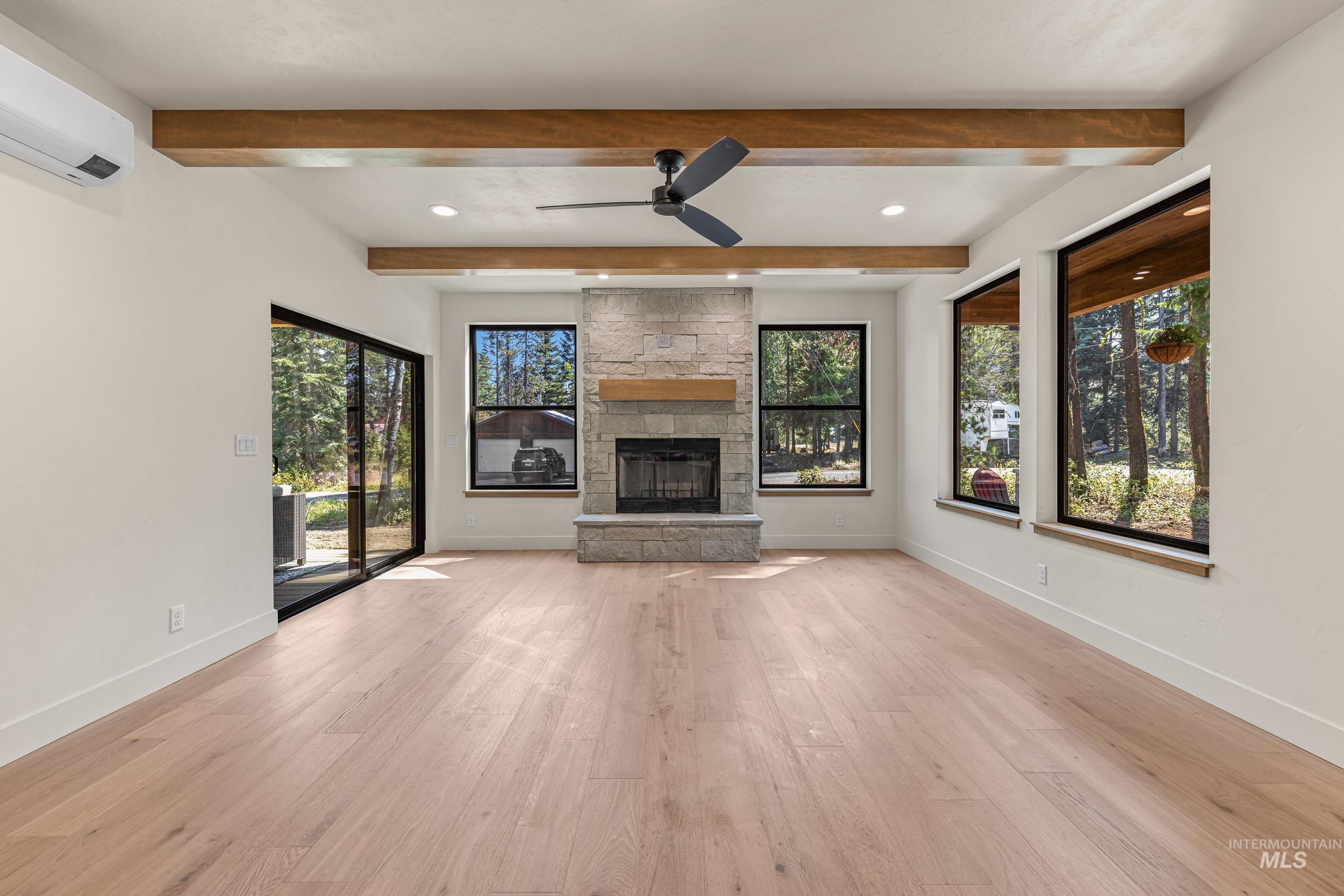 12850 Aurora Drive, Donnelly, Idaho 83615, 3 Bedrooms, 2.5 Bathrooms, Residential For Sale, Price $989,000,MLS 98986814