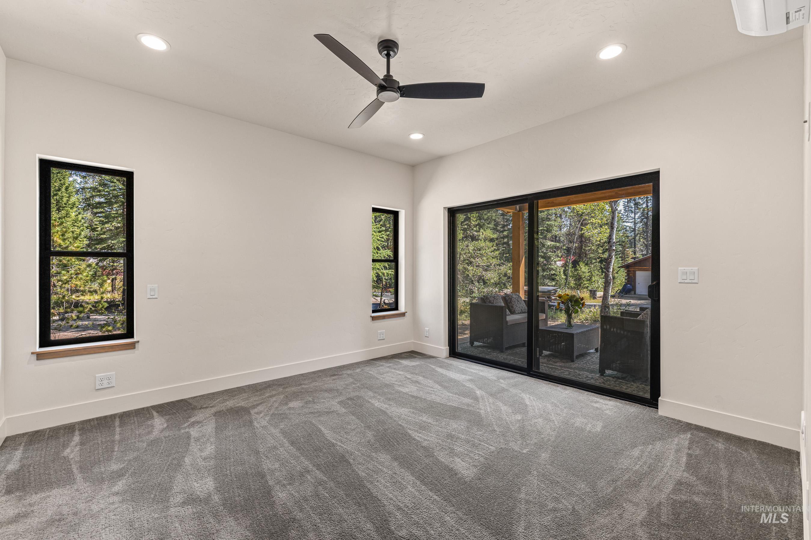 12850 Aurora Drive, Donnelly, Idaho 83615, 3 Bedrooms, 2.5 Bathrooms, Residential For Sale, Price $989,000,MLS 98986814