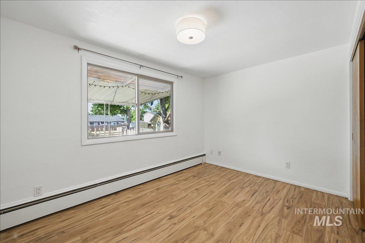 303 W Pine Ave, Meridian, Idaho 83642, 2 Bedrooms, 1 Bathroom, Residential Income For Sale, Price $470,000, 98986815