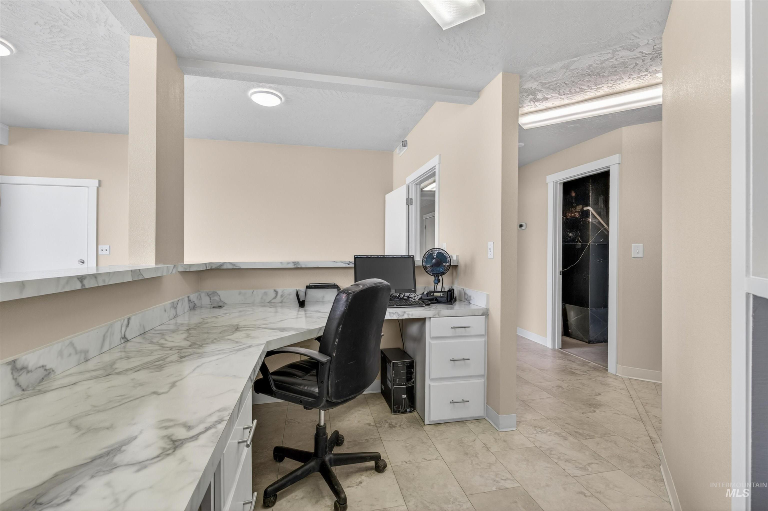 619 Diagonal Street, Clarkston, Washington 99403, Business/Commercial For Sale, Price $600,000,MLS 98986818