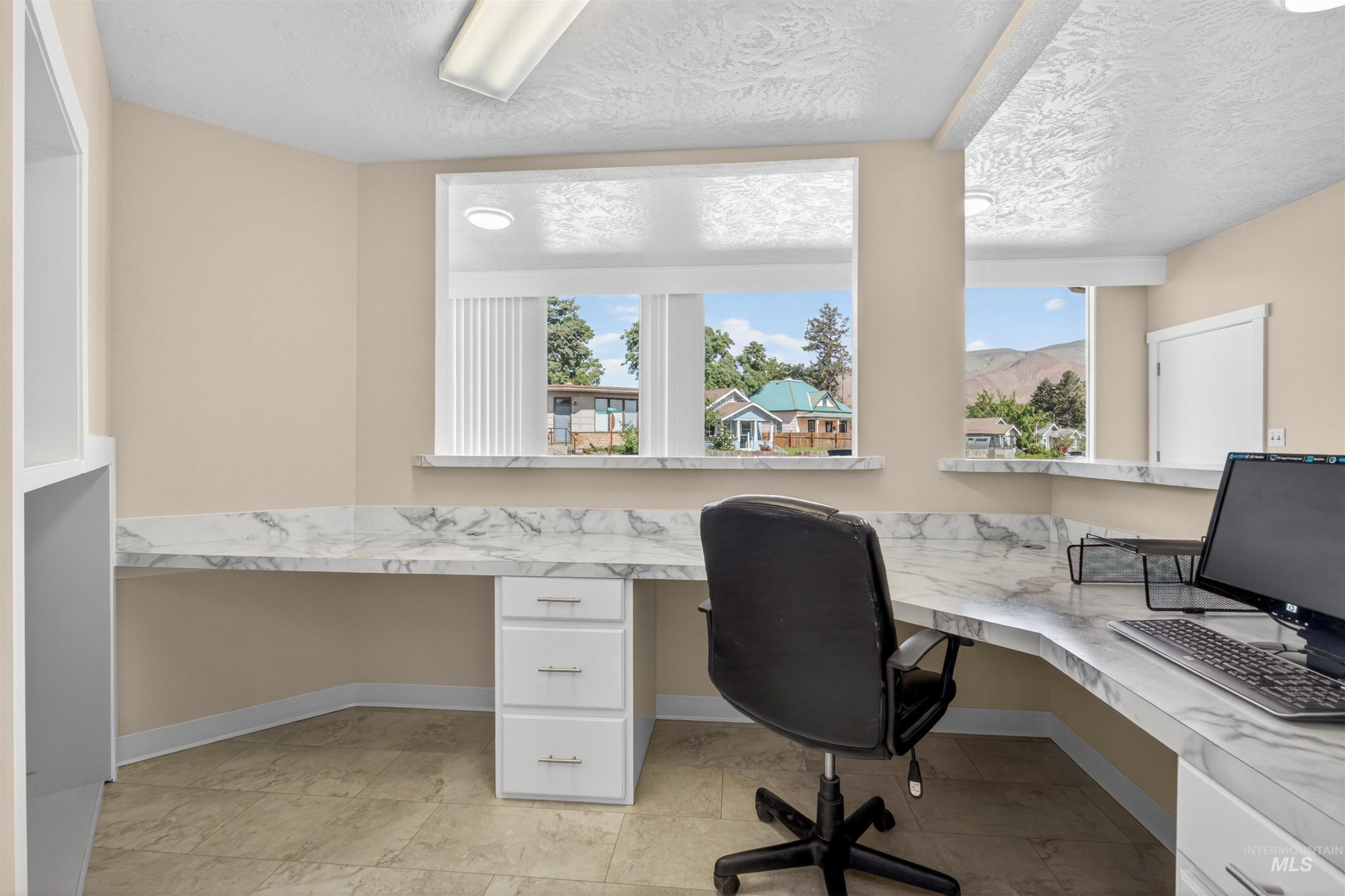619 Diagonal Street, Clarkston, Washington 99403, Business/Commercial For Sale, Price $600,000,MLS 98986818