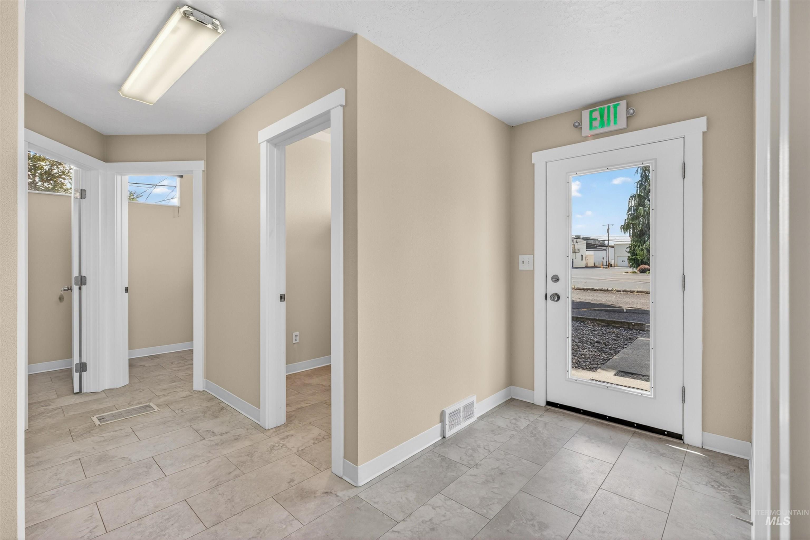 619 Diagonal Street, Clarkston, Washington 99403, Business/Commercial For Sale, Price $600,000,MLS 98986818