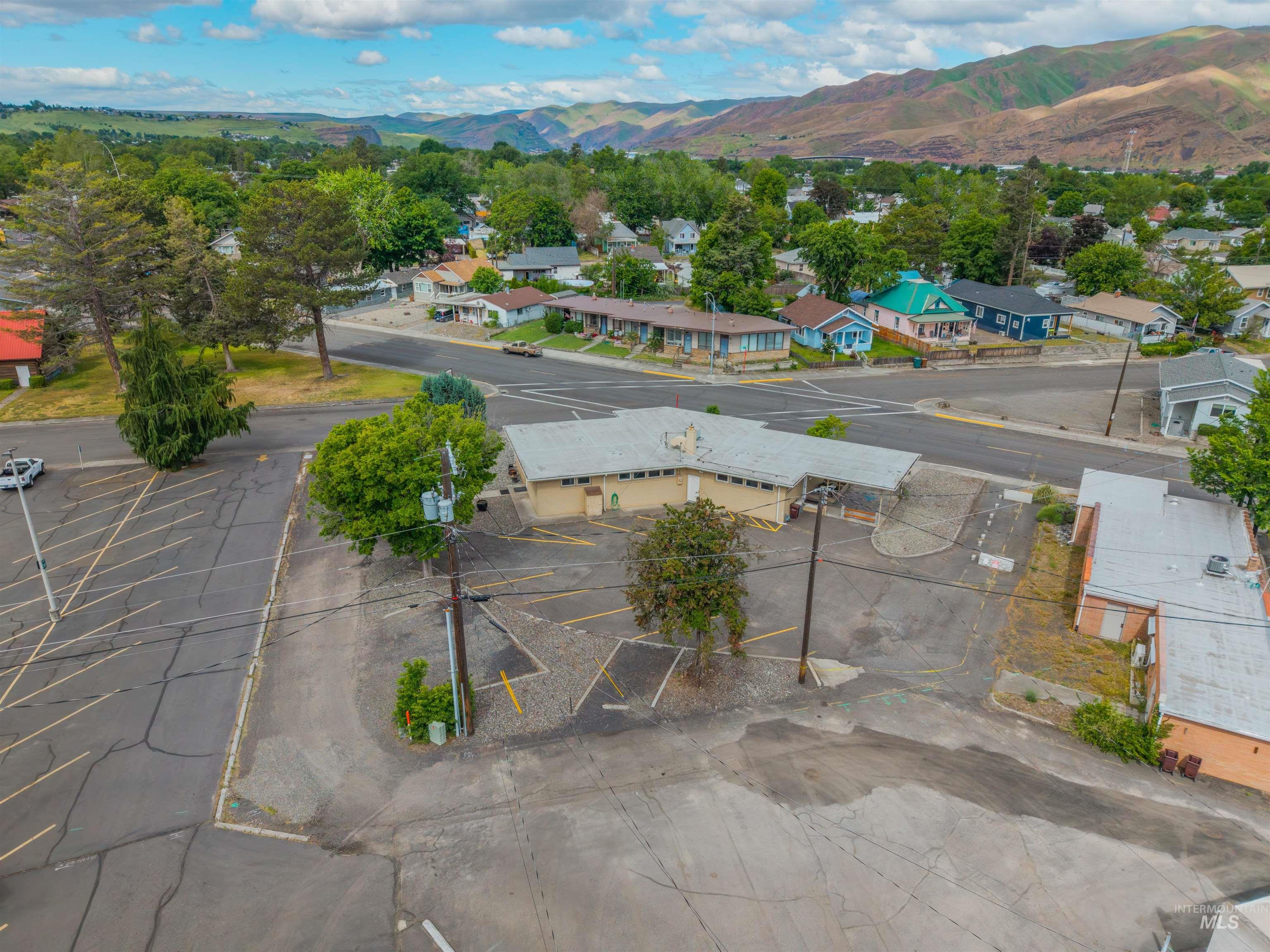 619 Diagonal Street, Clarkston, Washington 99403, Business/Commercial For Sale, Price $600,000,MLS 98986818