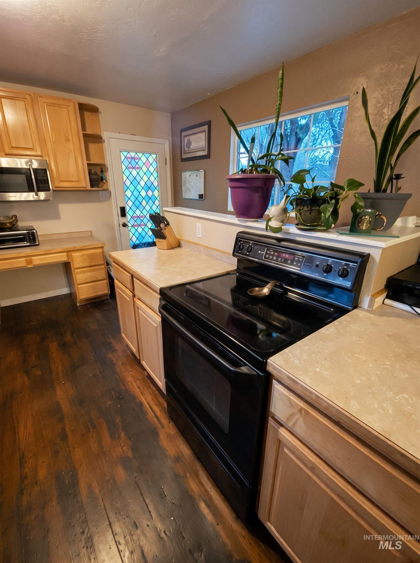 1034 Maurice St, Twin Falls, Idaho 83301, 3 Bedrooms, 3 Bathrooms, Residential For Sale, Price $484,999, 98986819