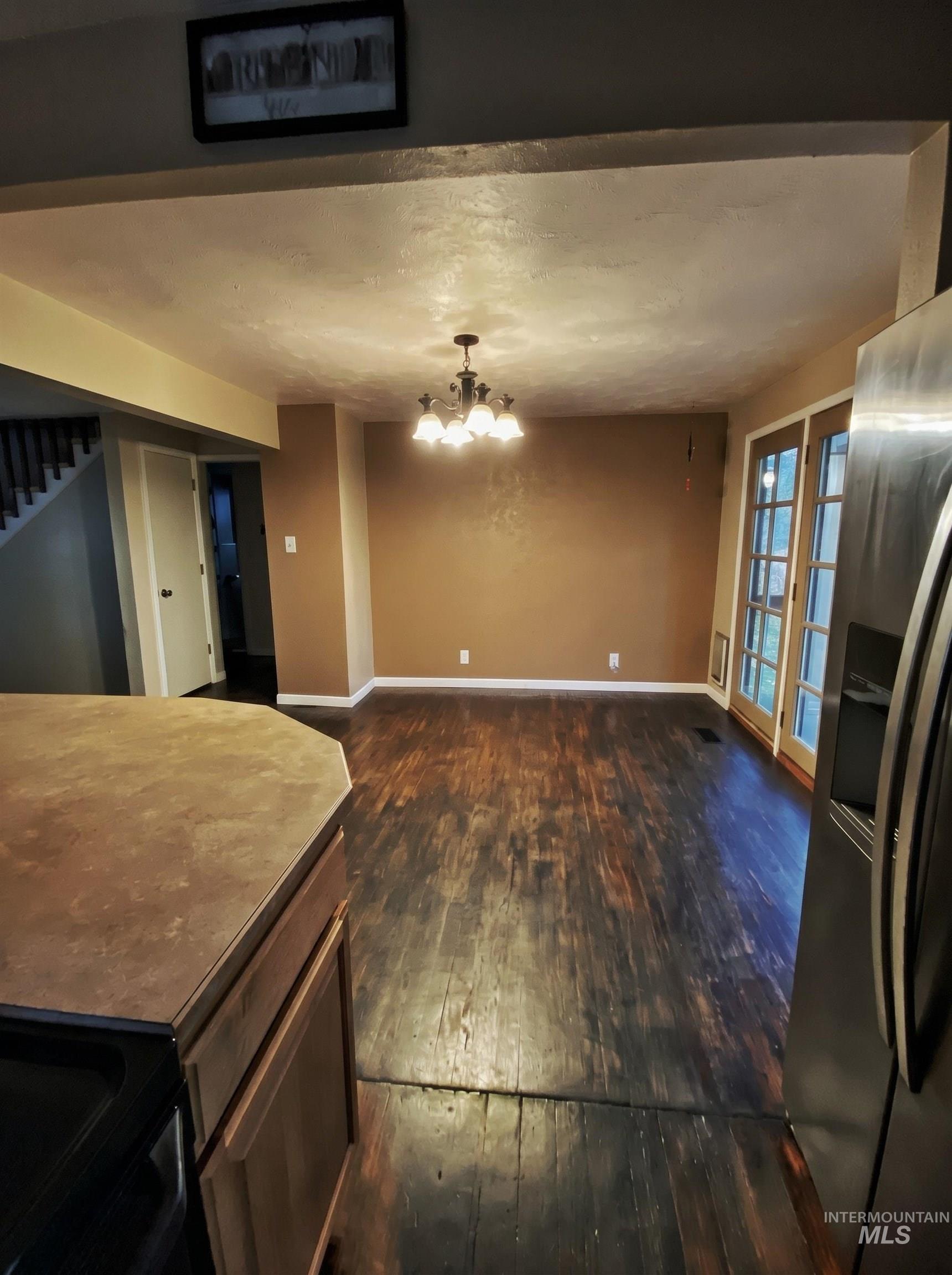 1034 Maurice St, Twin Falls, Idaho 83301, 3 Bedrooms, 3 Bathrooms, Residential For Sale, Price $484,999, 98986819