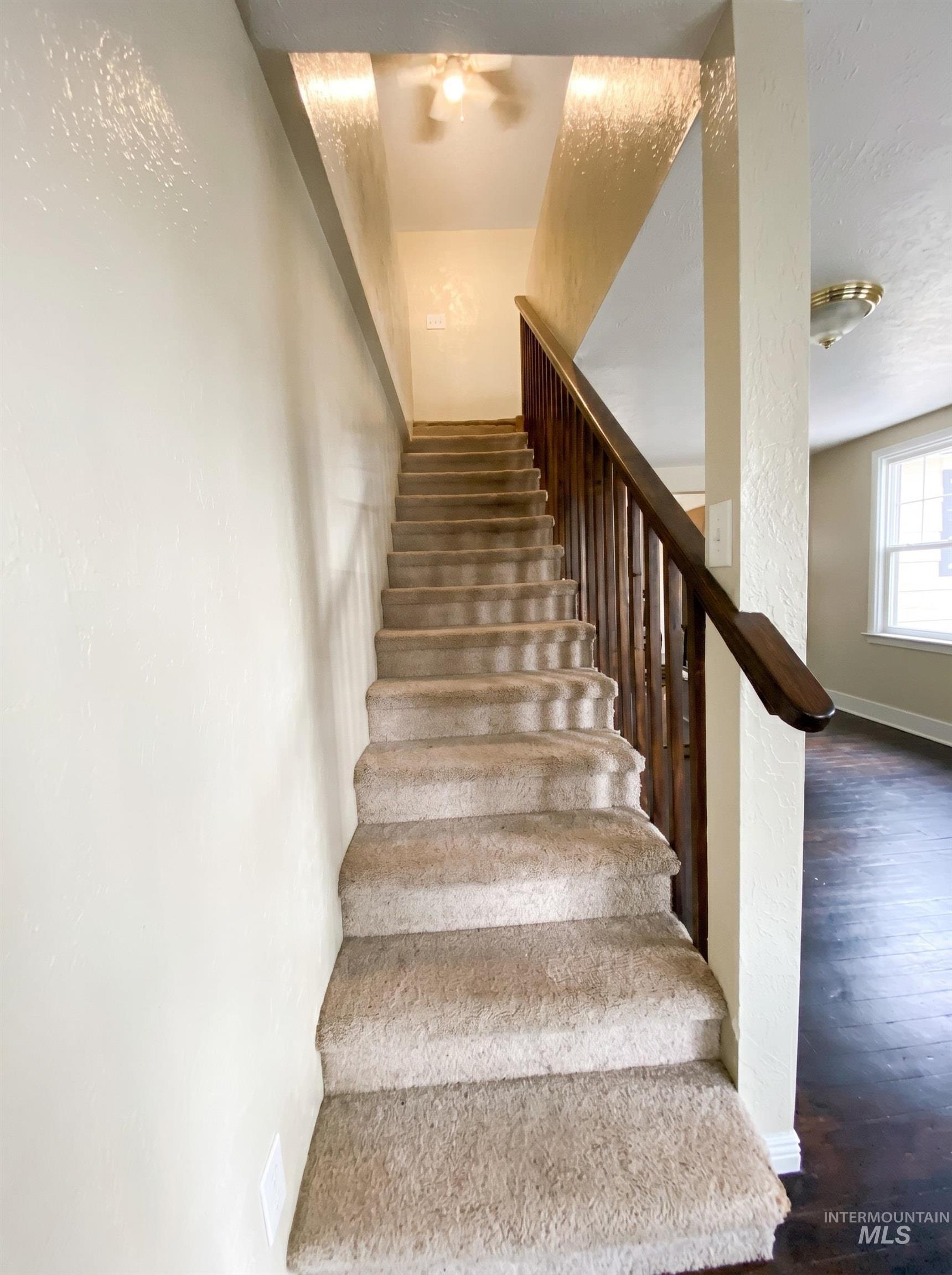 1034 Maurice St, Twin Falls, Idaho 83301, 3 Bedrooms, 3 Bathrooms, Residential For Sale, Price $484,999, 98986819