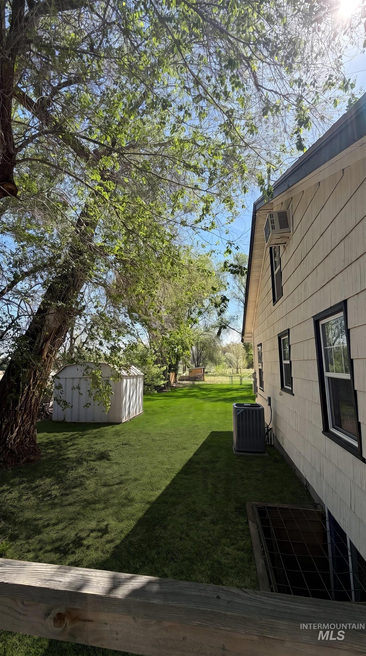 1034 Maurice St, Twin Falls, Idaho 83301, 3 Bedrooms, 3 Bathrooms, Residential For Sale, Price $484,999, 98986819
