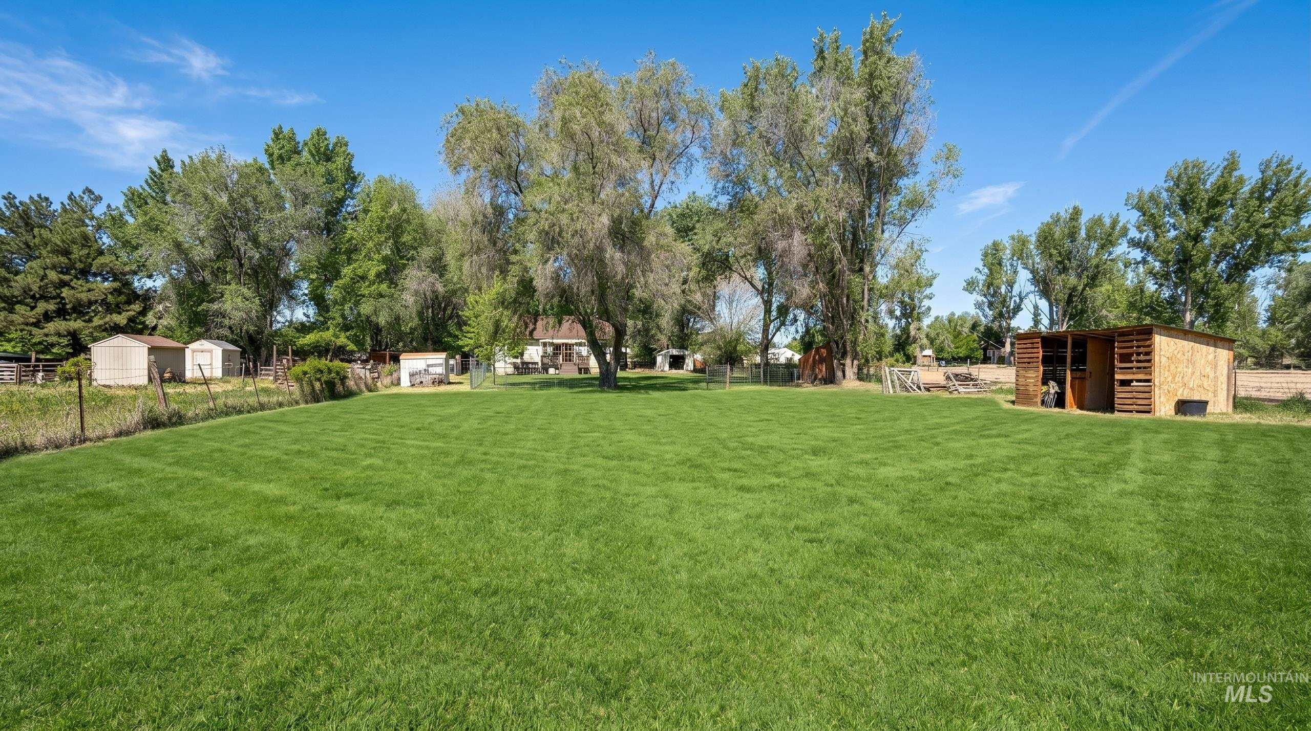 1034 Maurice St, Twin Falls, Idaho 83301, 3 Bedrooms, 3 Bathrooms, Residential For Sale, Price $484,999, 98986819