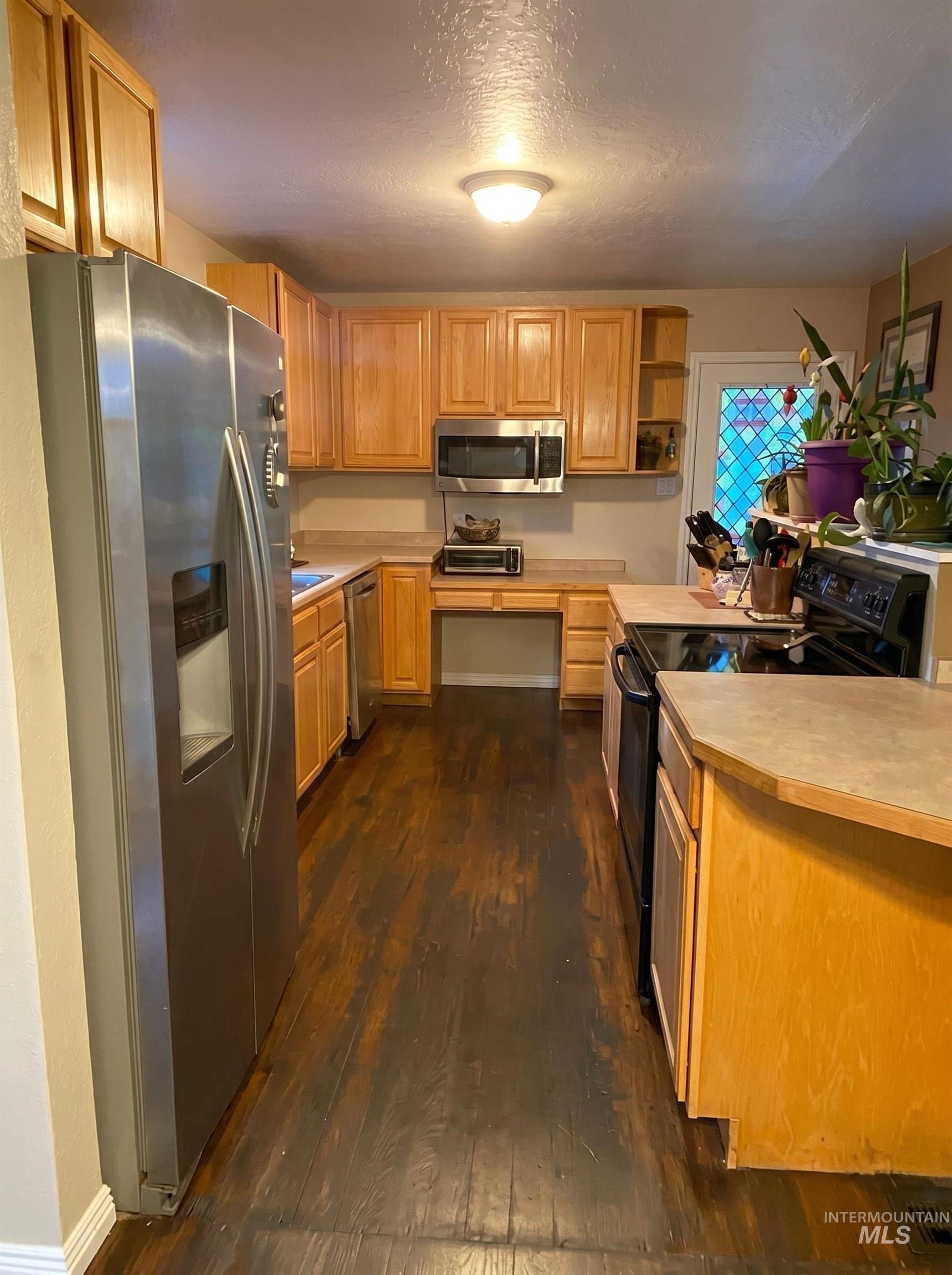 1034 Maurice St, Twin Falls, Idaho 83301, 3 Bedrooms, 3 Bathrooms, Residential For Sale, Price $484,999, 98986819