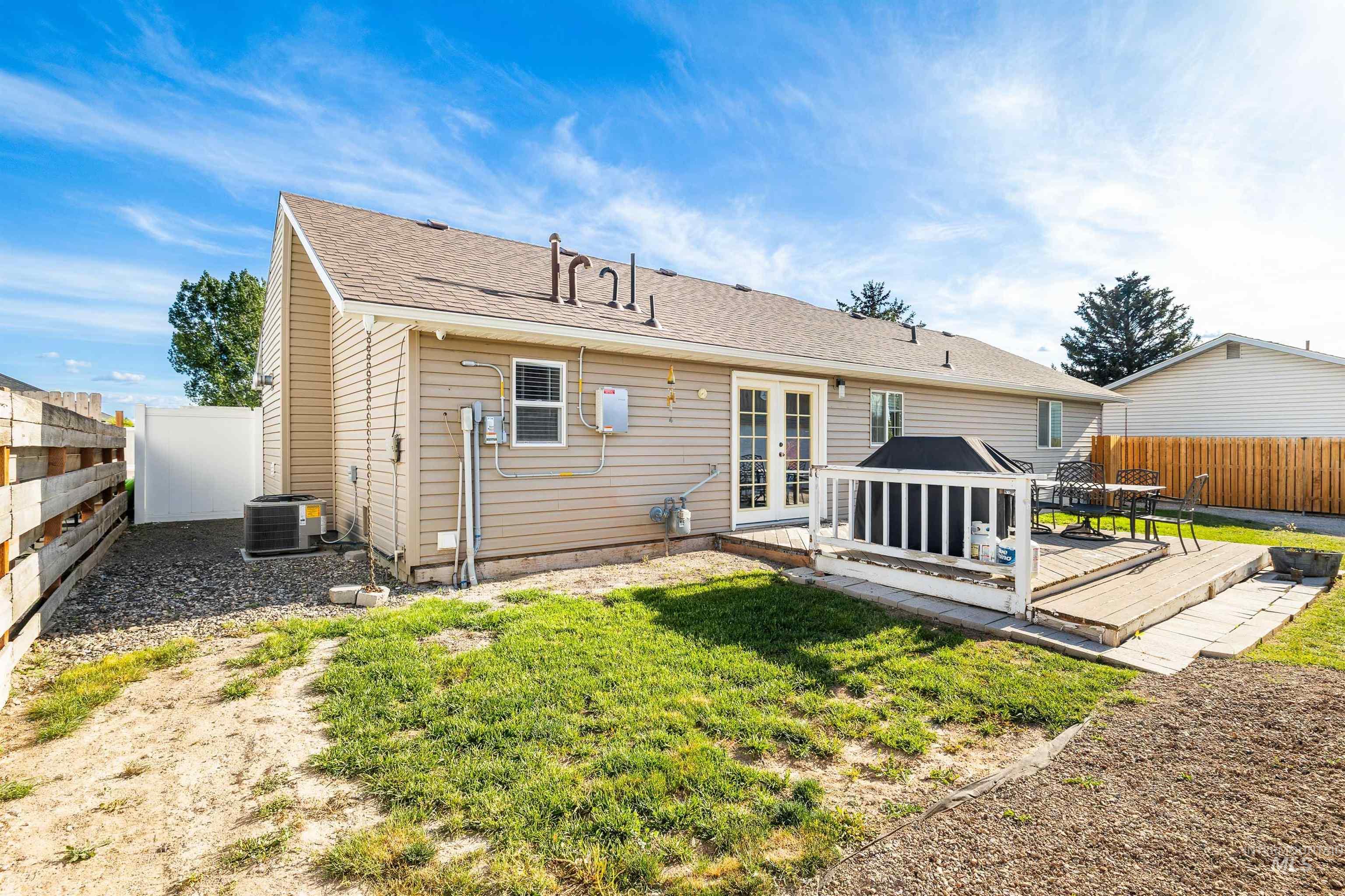 550 Maxine Lane, Kimberly, Idaho 83341, 3 Bedrooms, 2 Bathrooms, Residential For Sale, Price $460,000,MLS 98986821