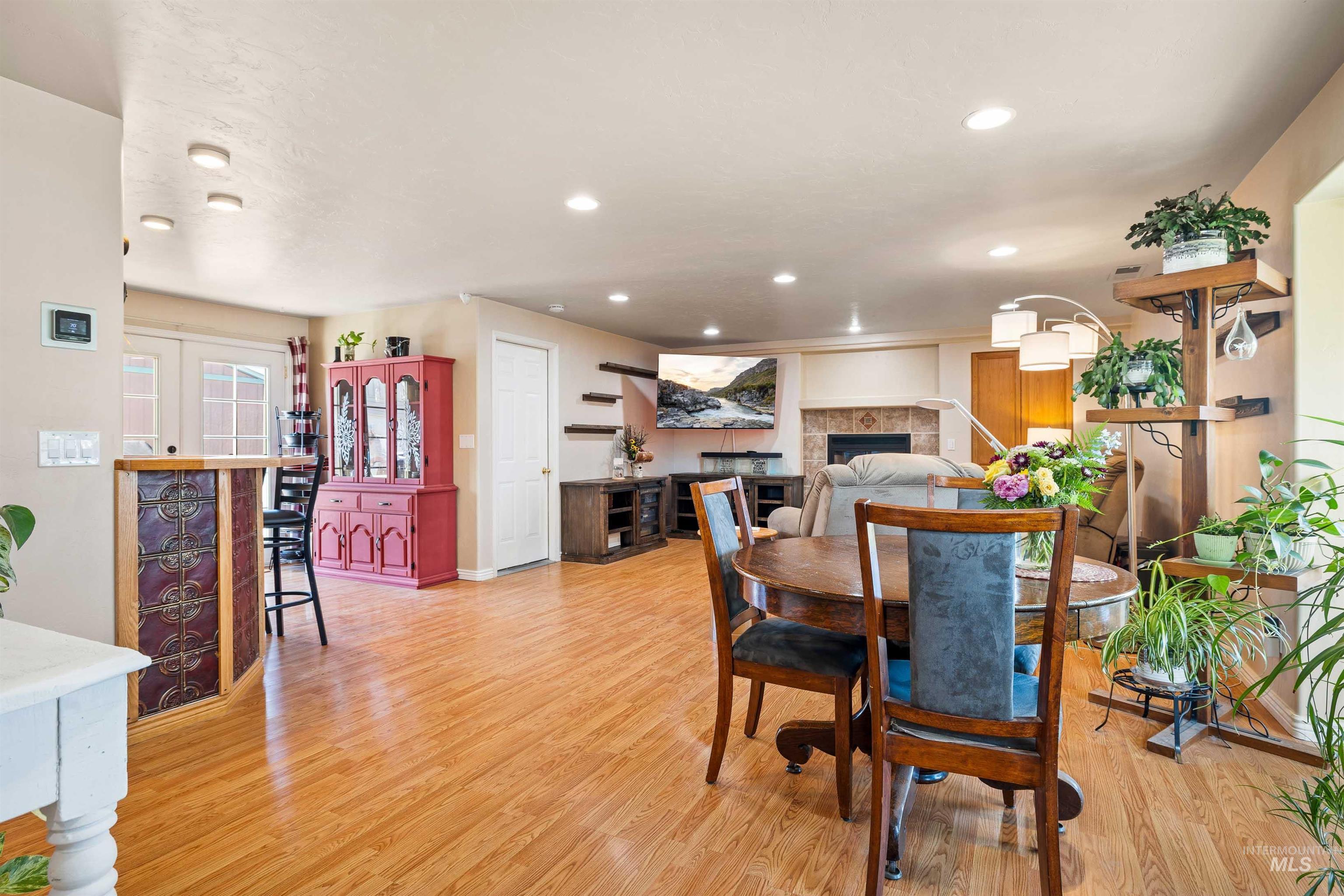 550 Maxine Lane, Kimberly, Idaho 83341, 3 Bedrooms, 2 Bathrooms, Residential For Sale, Price $460,000,MLS 98986821