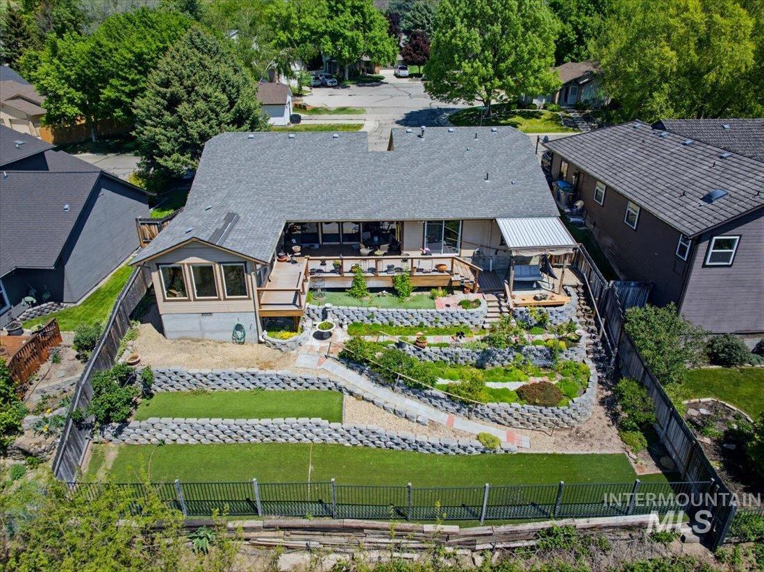 6507 W Summer Hill Drive, Boise, Idaho 83714, 3 Bedrooms, 2 Bathrooms, Residential For Sale, Price $619,000, 98986828