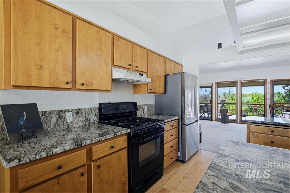 6507 W Summer Hill Drive, Boise, Idaho 83714, 3 Bedrooms, 2 Bathrooms, Residential For Sale, Price $619,000,MLS 98986828