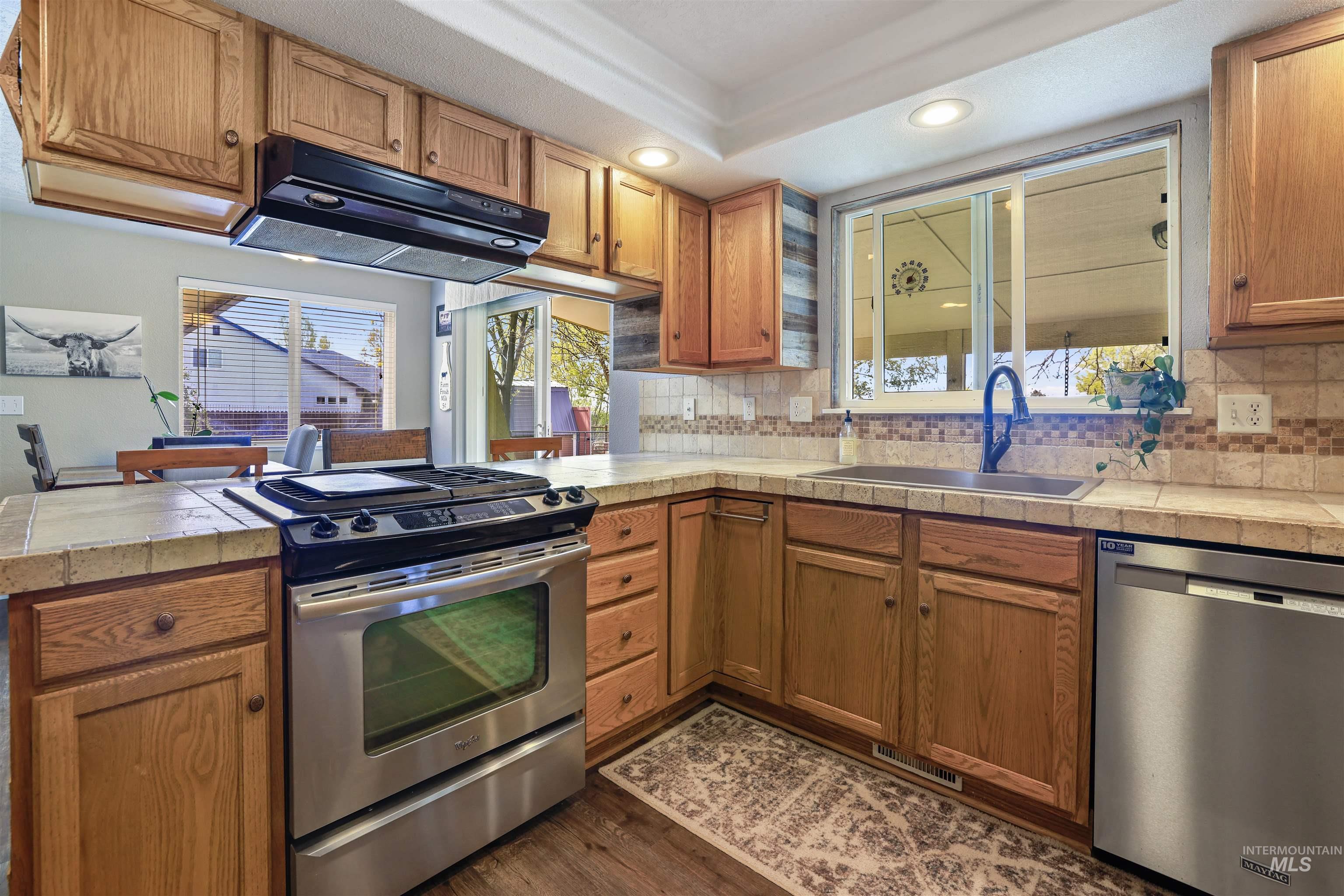 21 N Pit Lane, Nampa, Idaho 83687, 3 Bedrooms, 4 Bathrooms, Residential For Sale, Price $782,000,MLS 98986833