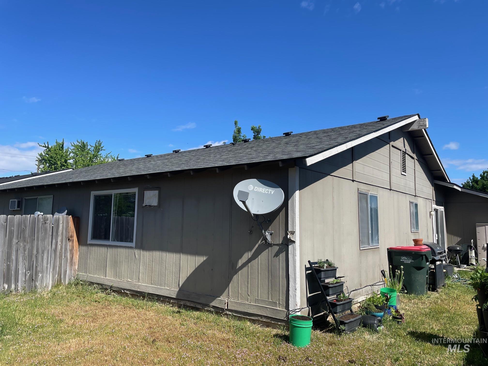 1515 W Maple Ave., Meridian, Idaho 83642, 2 Bedrooms, 1 Bathroom, Residential Income For Sale, Price $519,900, 98986835