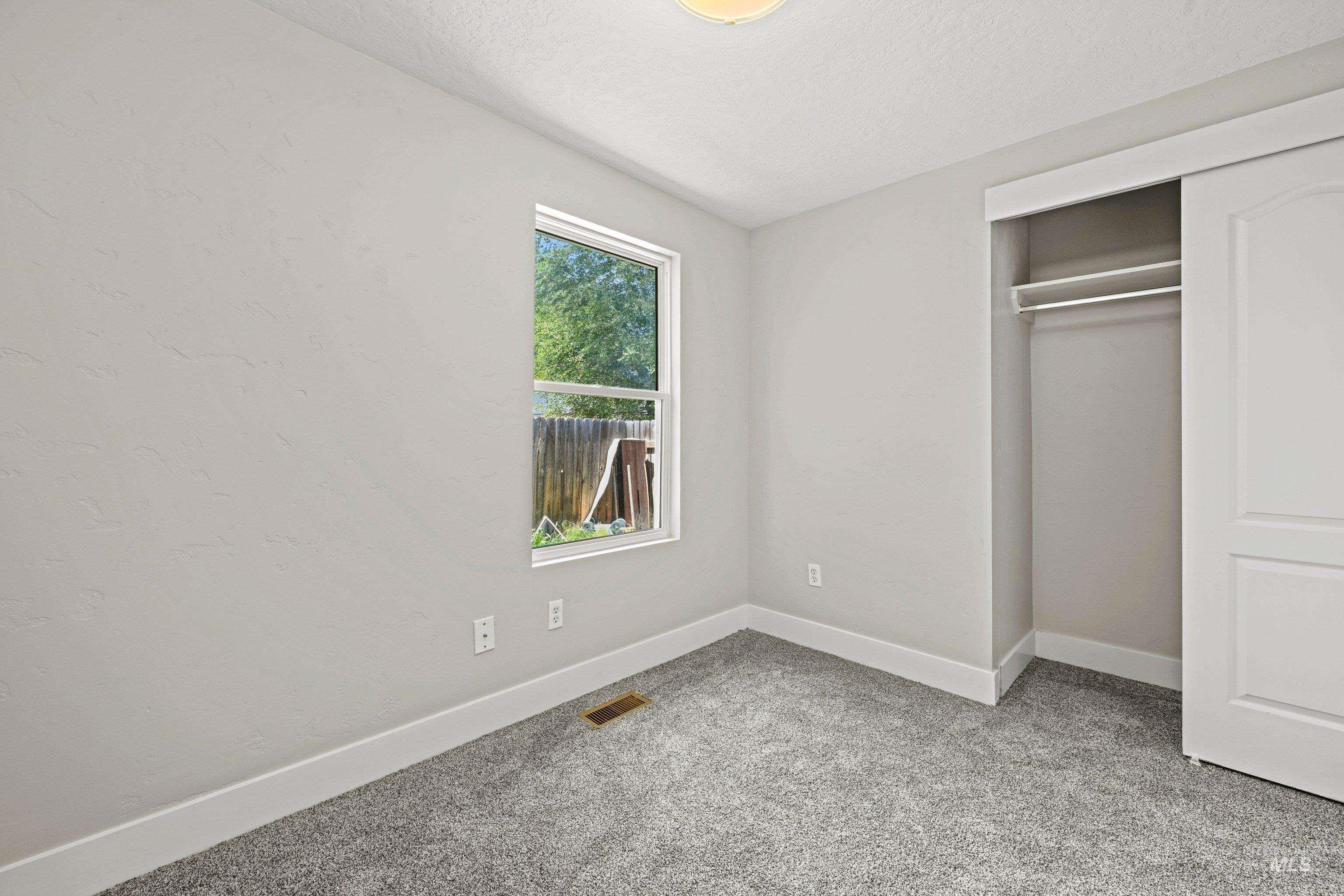 702 18th Ave. N, Nampa, Idaho 83687, 3 Bedrooms, 1.5 Bathrooms, Residential For Sale, Price $325,000,MLS 98986837