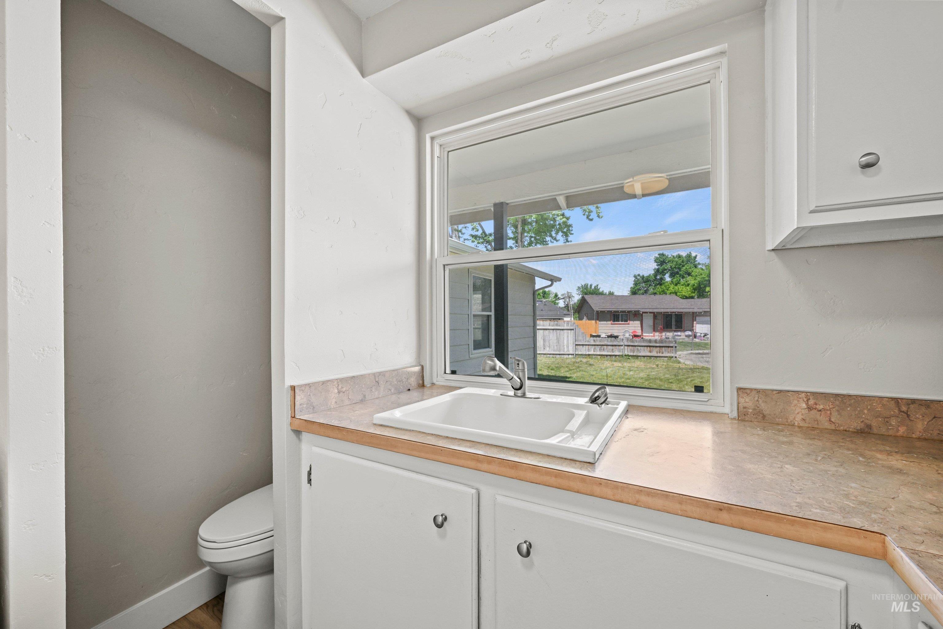 702 18th Ave. N, Nampa, Idaho 83687, 3 Bedrooms, 1.5 Bathrooms, Residential For Sale, Price $325,000,MLS 98986837