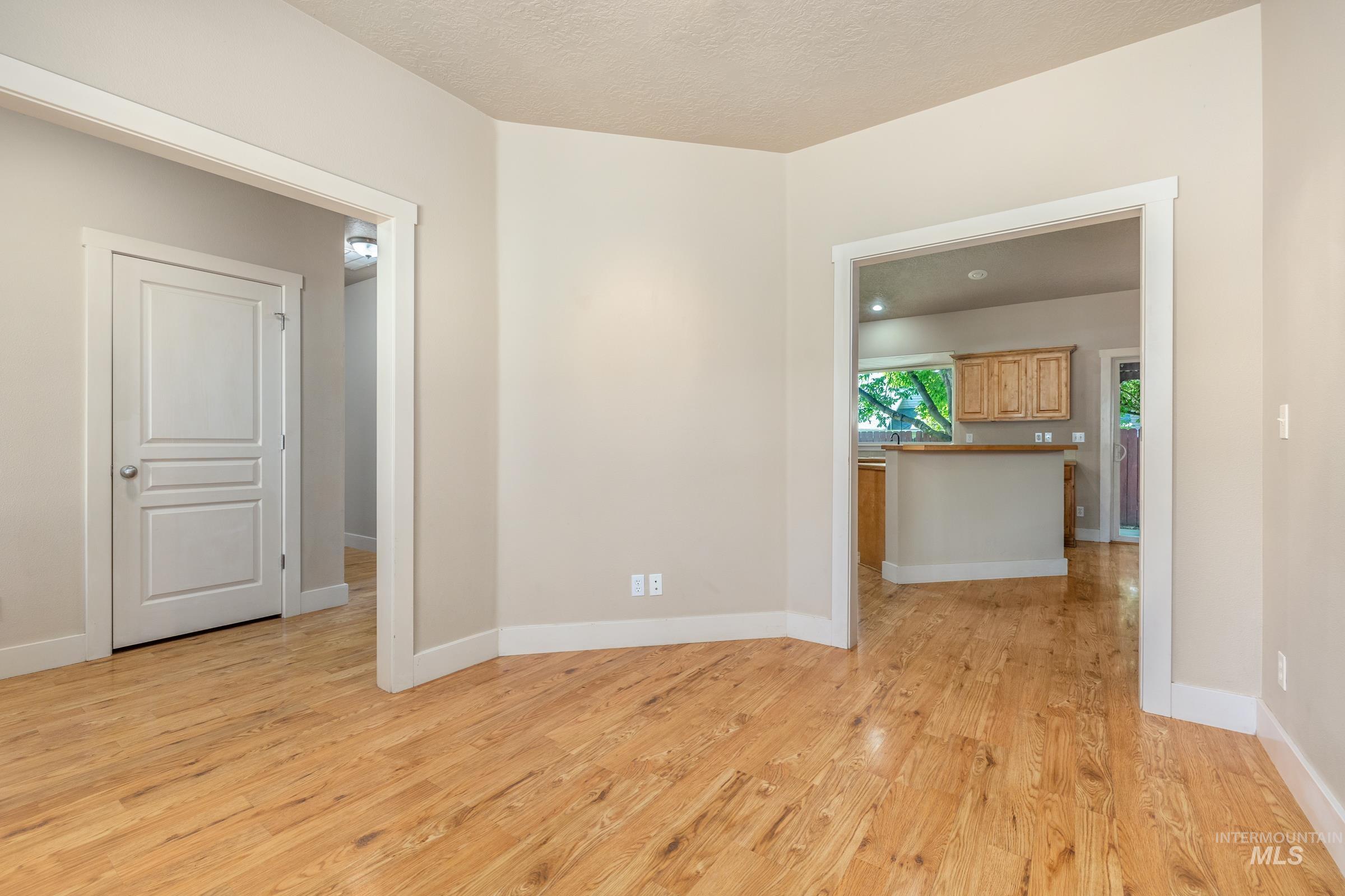 11543 W Wagon Pass Ct, Boise, Idaho 83709, 4 Bedrooms, 2.5 Bathrooms, Residential For Sale, Price $549,900, 98986840